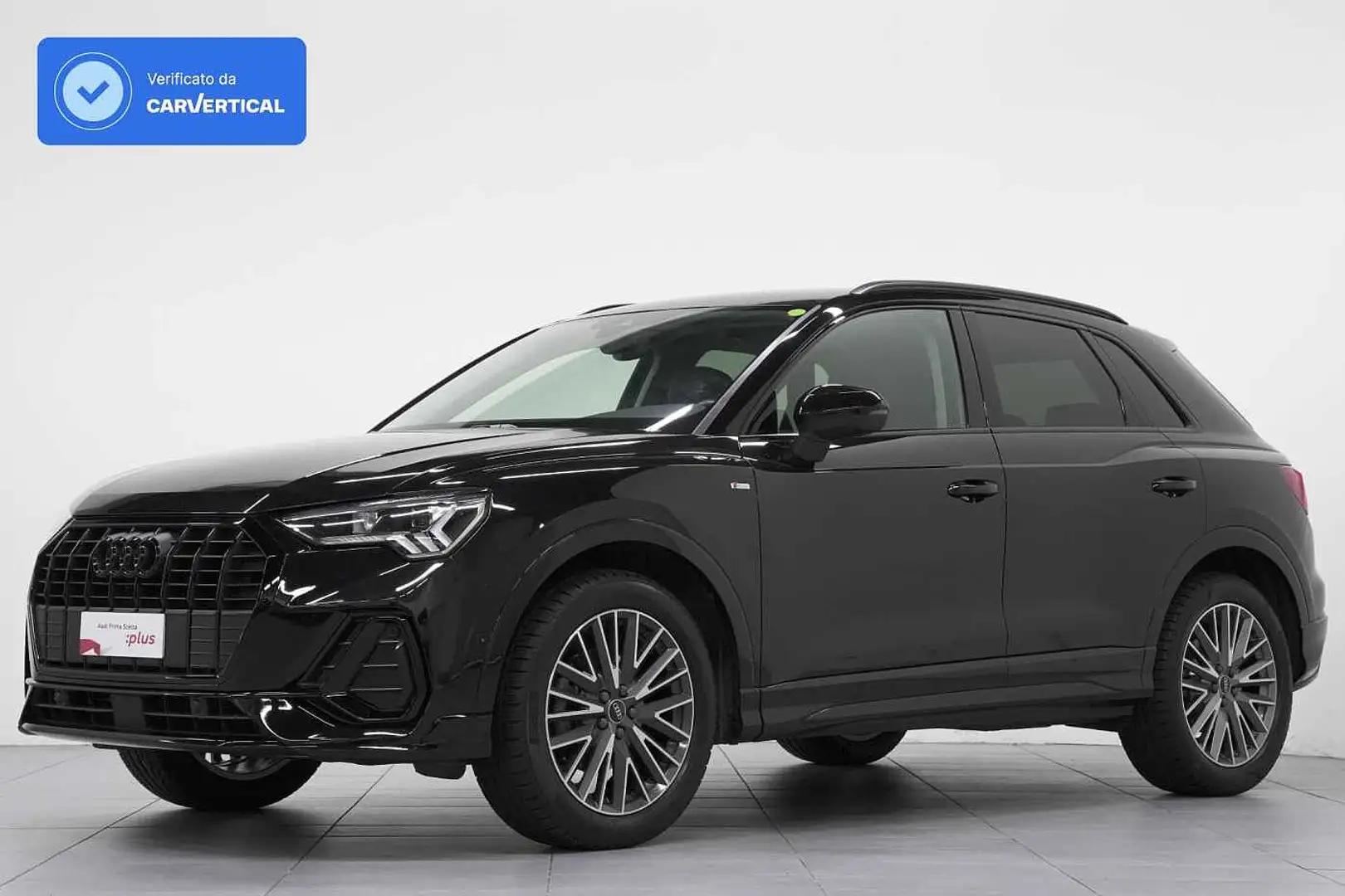 Audi Q3 1.5 TFSI Stronic Sline Zwart - 1