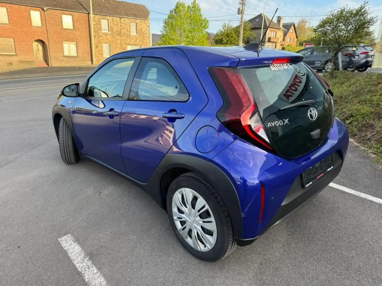 Toyota Aygo X 1.0L CVT X play 2
