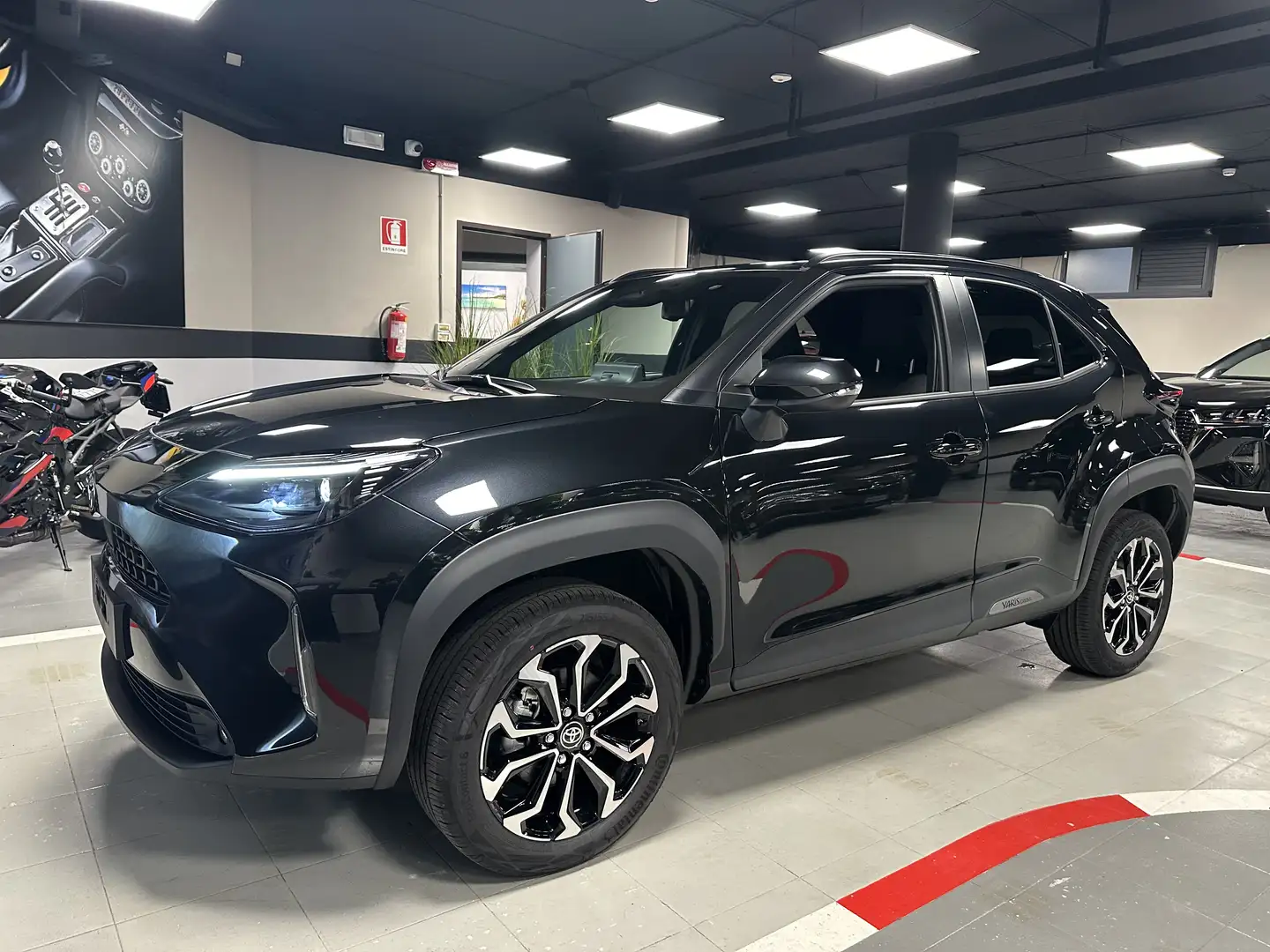 Toyota Yaris Cross Yaris Cross 1.5h Trend fwd 130cv e-cvt Noir - 1
