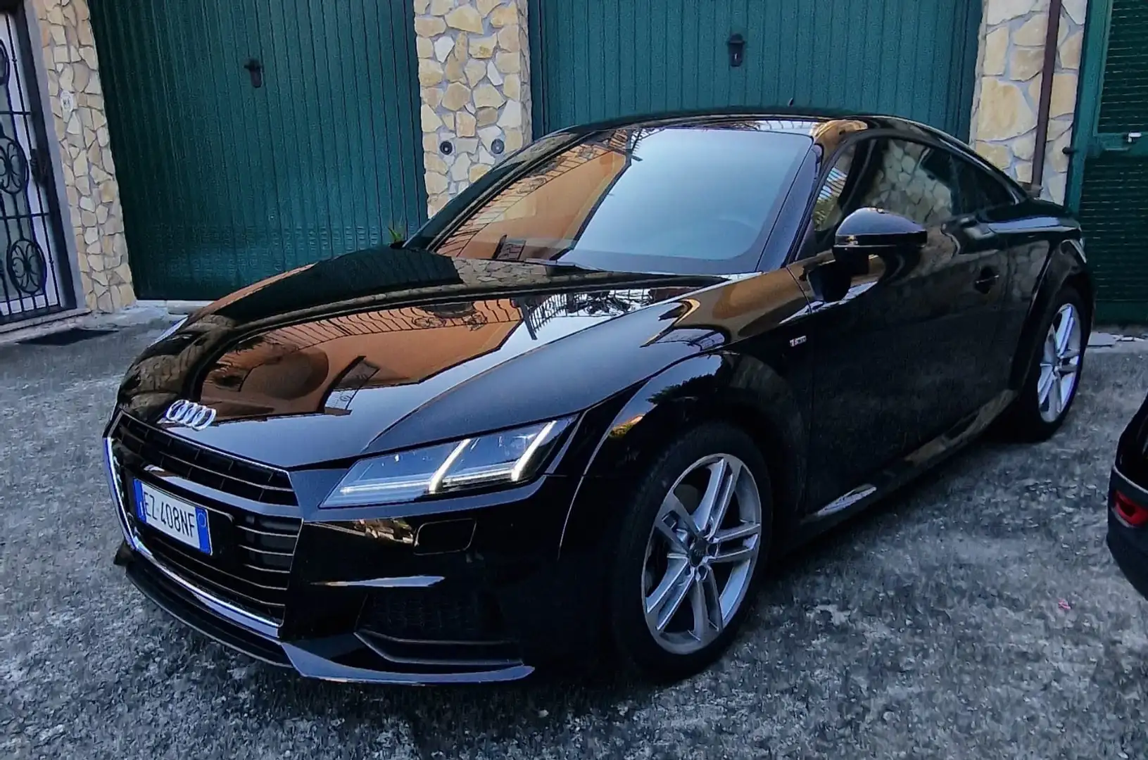 Audi TT Coupe 2.0 tdi ultra S line - 1