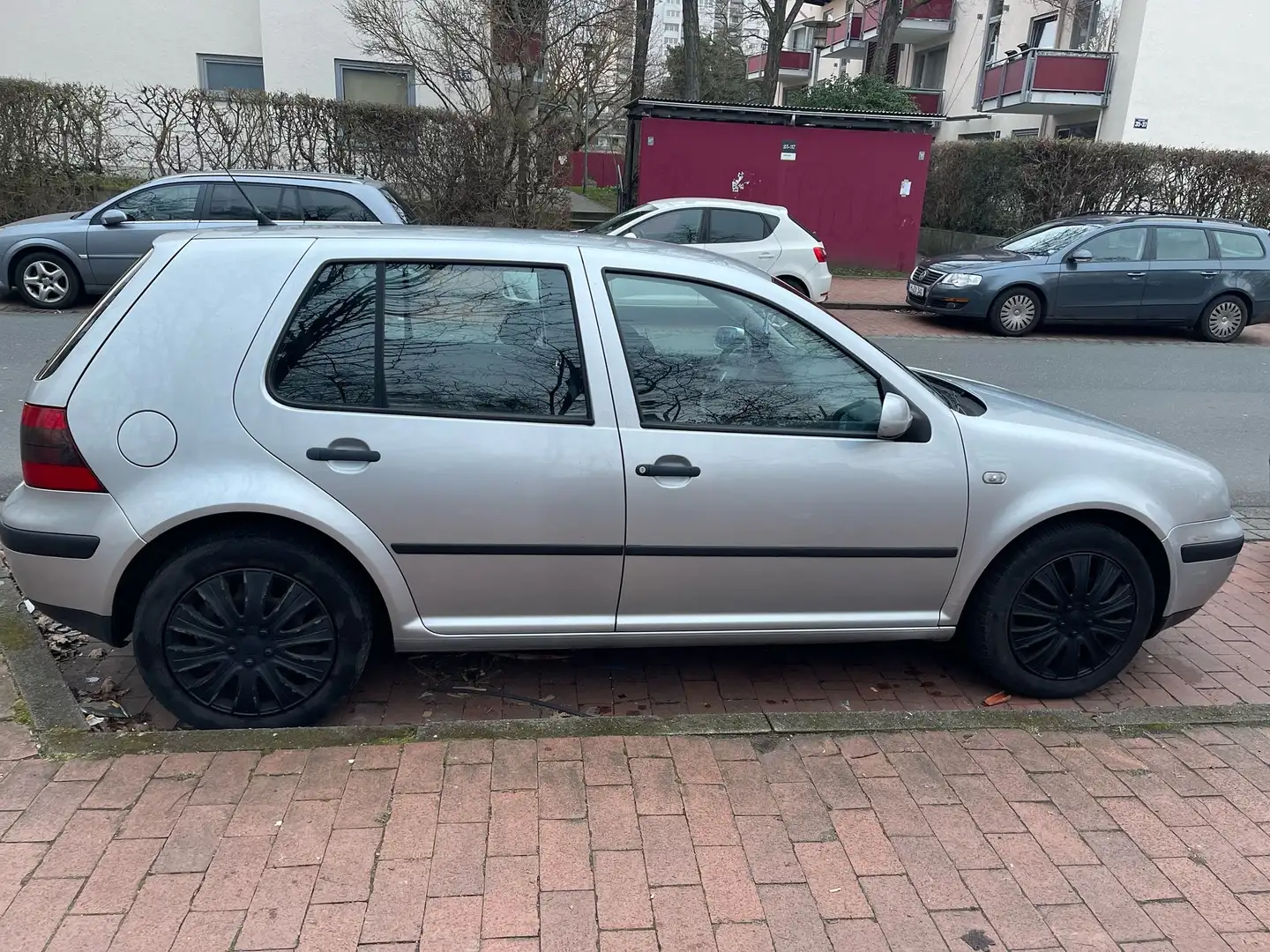 Volkswagen Golf 2.0 Automatik Avenue Klima - 2