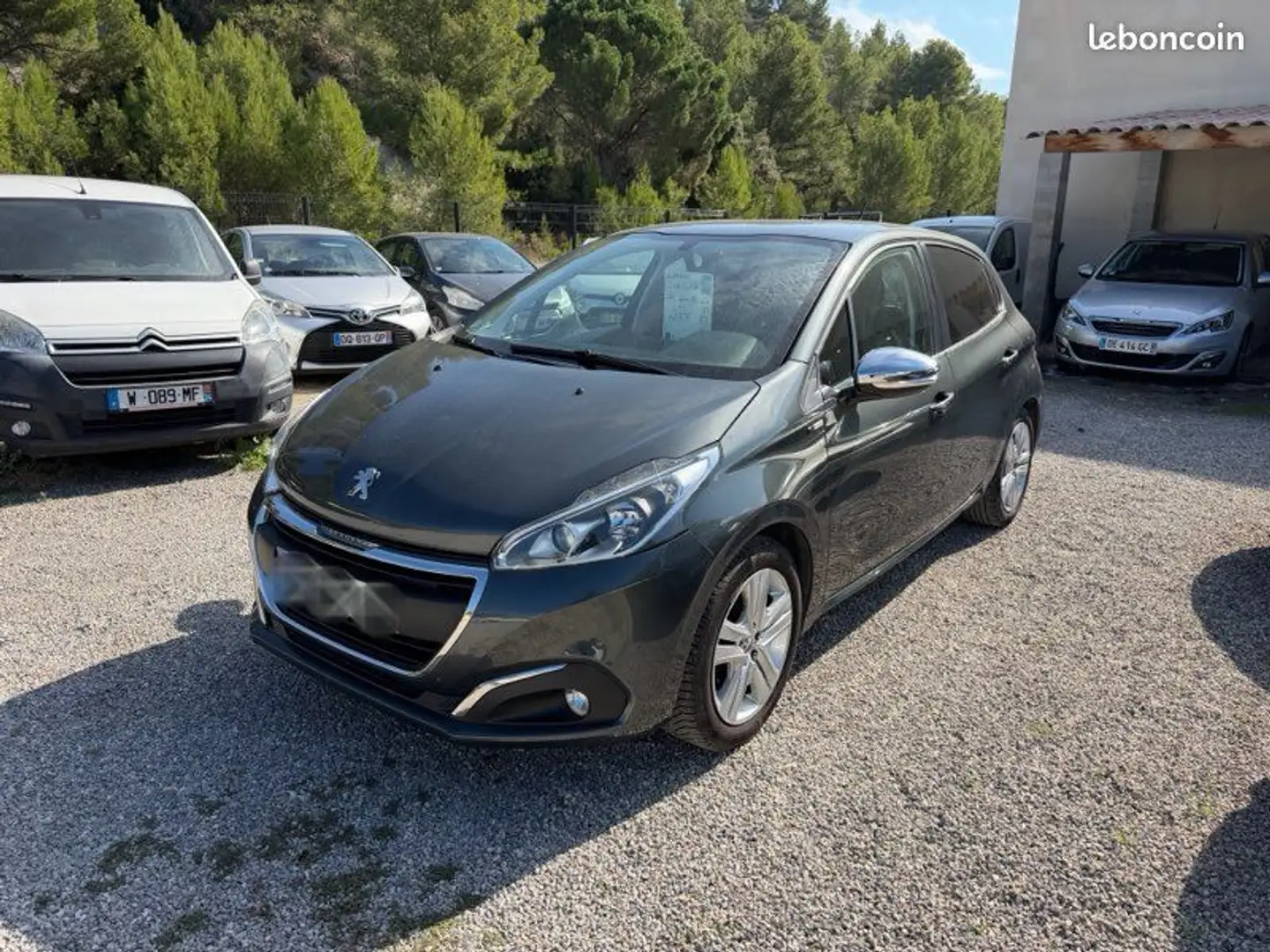 Peugeot 208 1.2 vti 82 ch Gris - 2