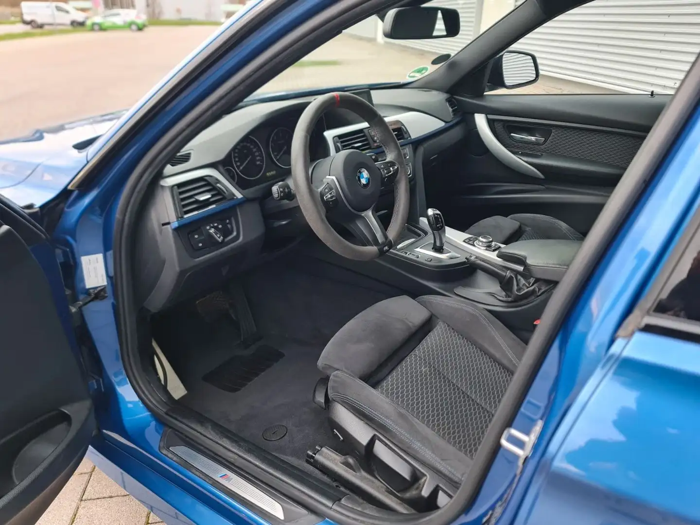 BMW 316 316d Aut. M-Paket Blau - 2