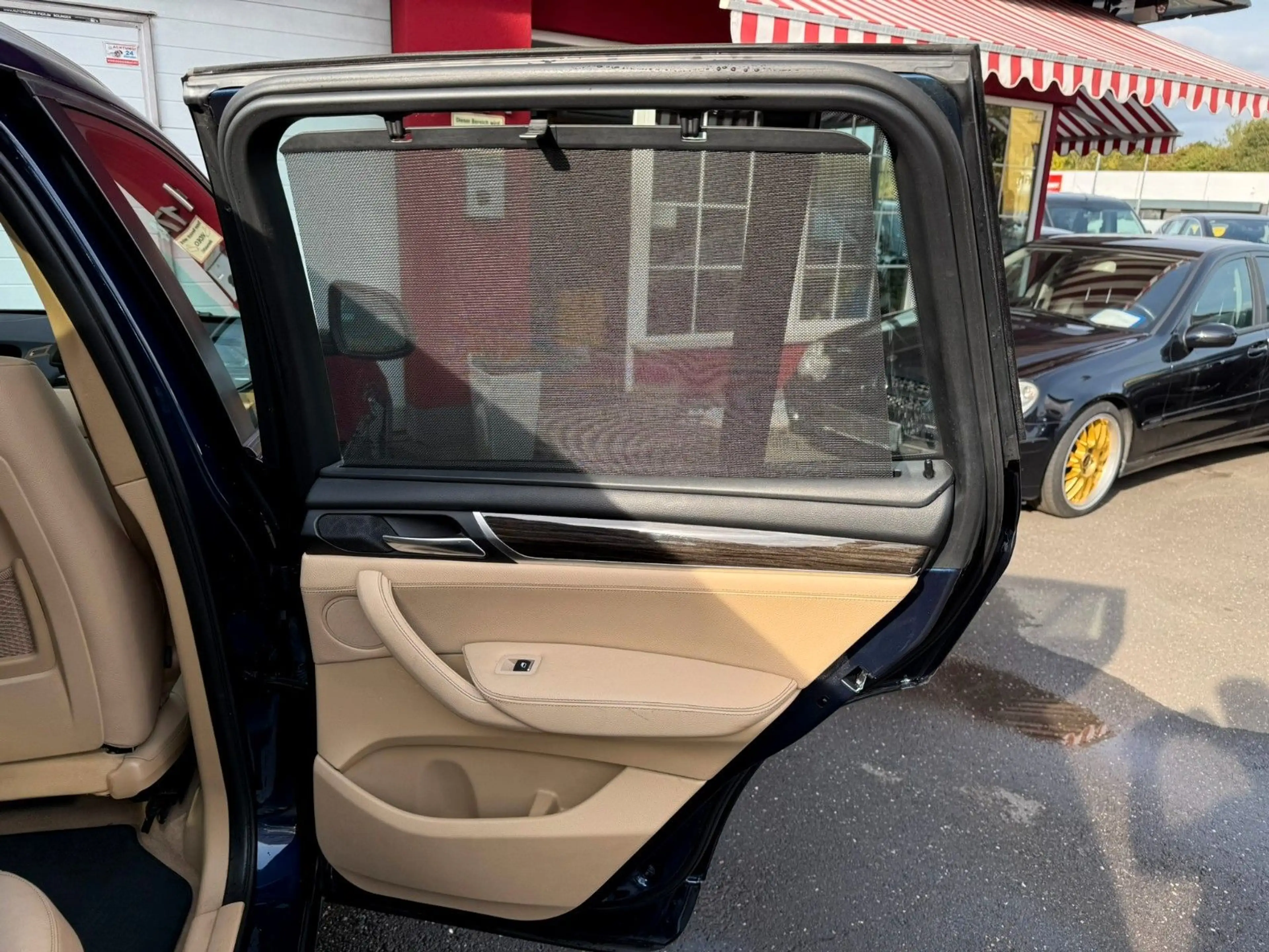 BMW X3 xDrive 20 d Head-Up/Leder/Navi/Pano — photo 17