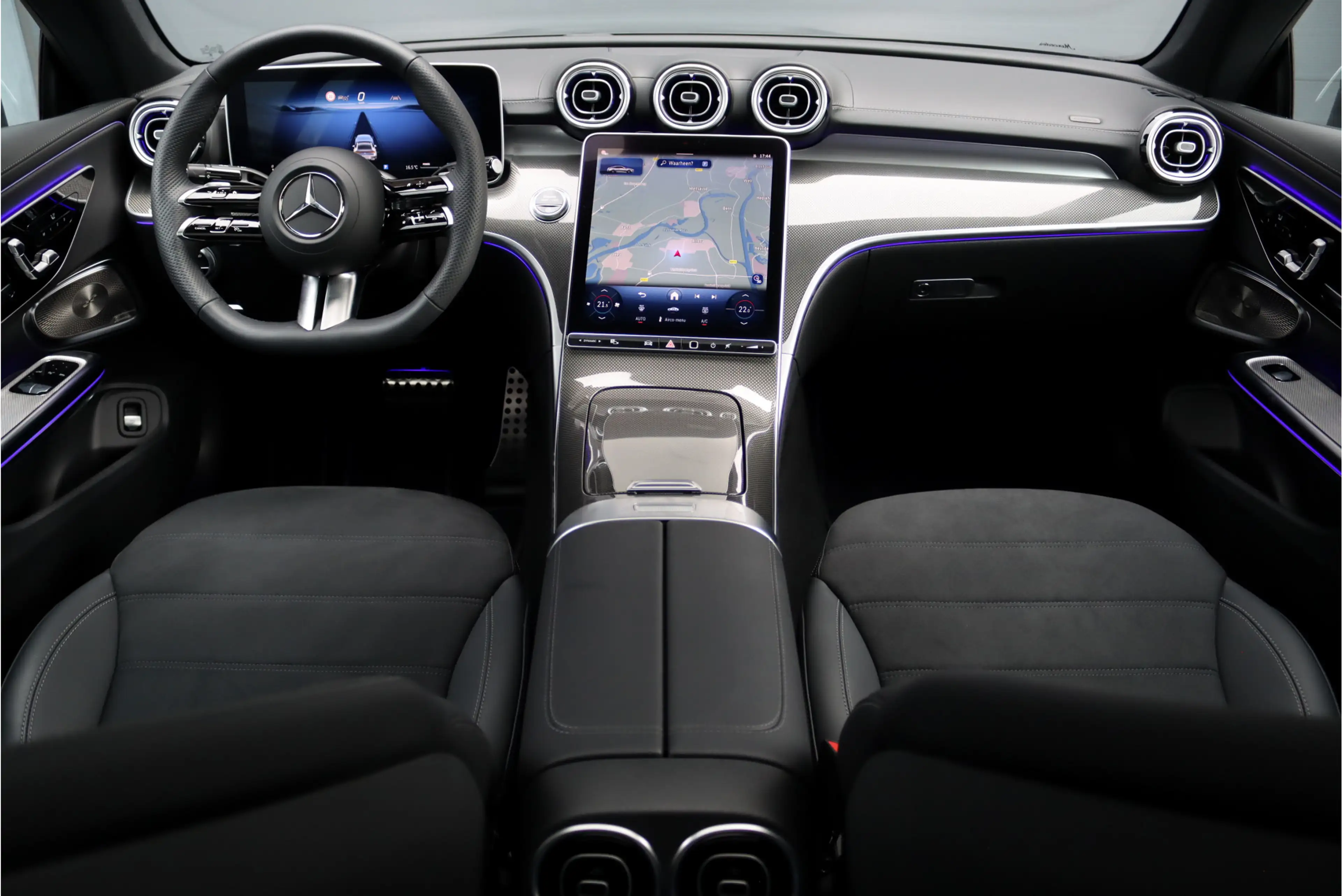 Mercedes-Benz CLE 200 Coupé AMG Line | Distronic Pro | Panoramadak | Mem — photo 2