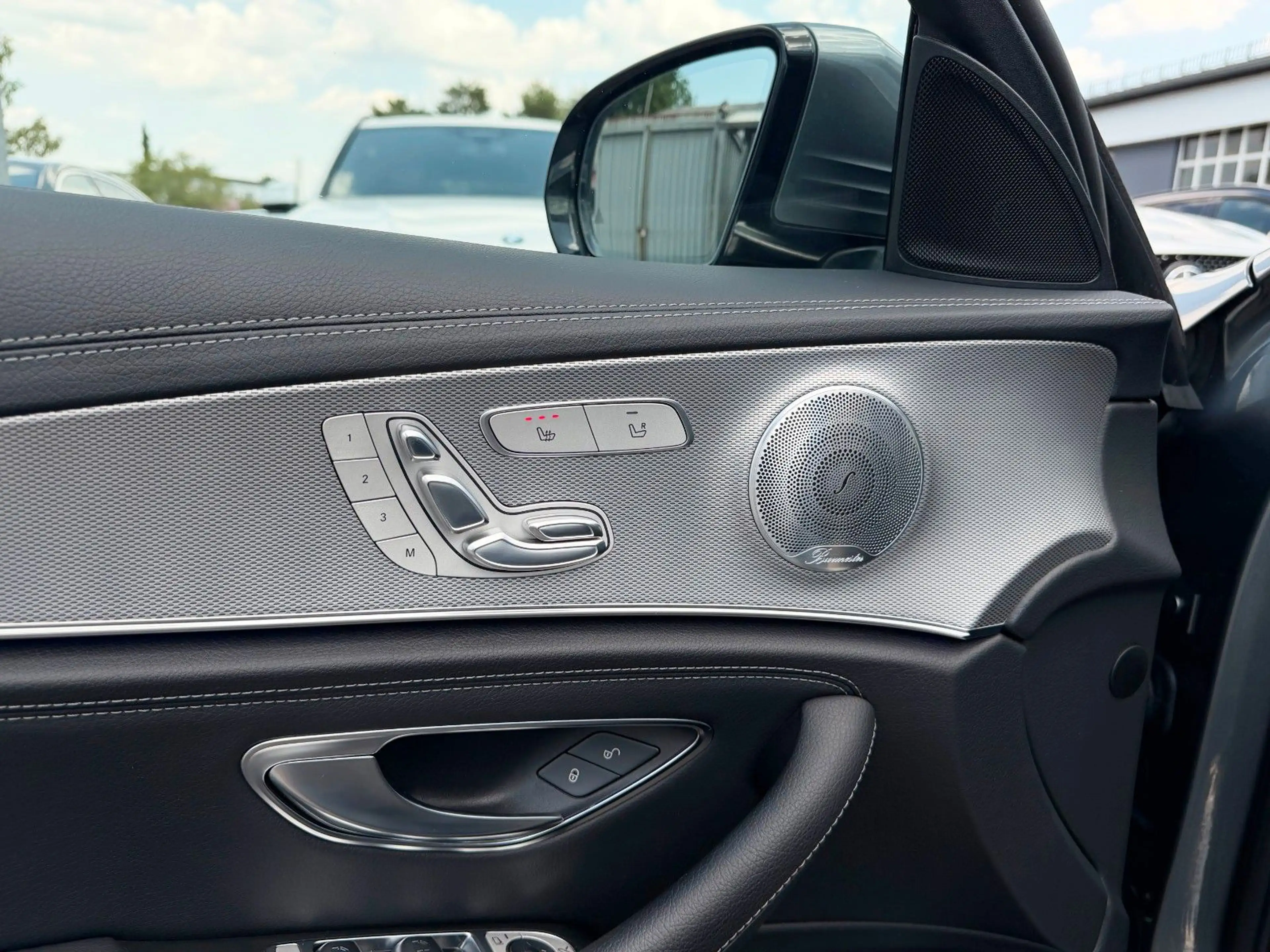 Mercedes-Benz E 400 4M 3x AMG PANO*Airmatic*DISTR+*360°*HUD — photo 8