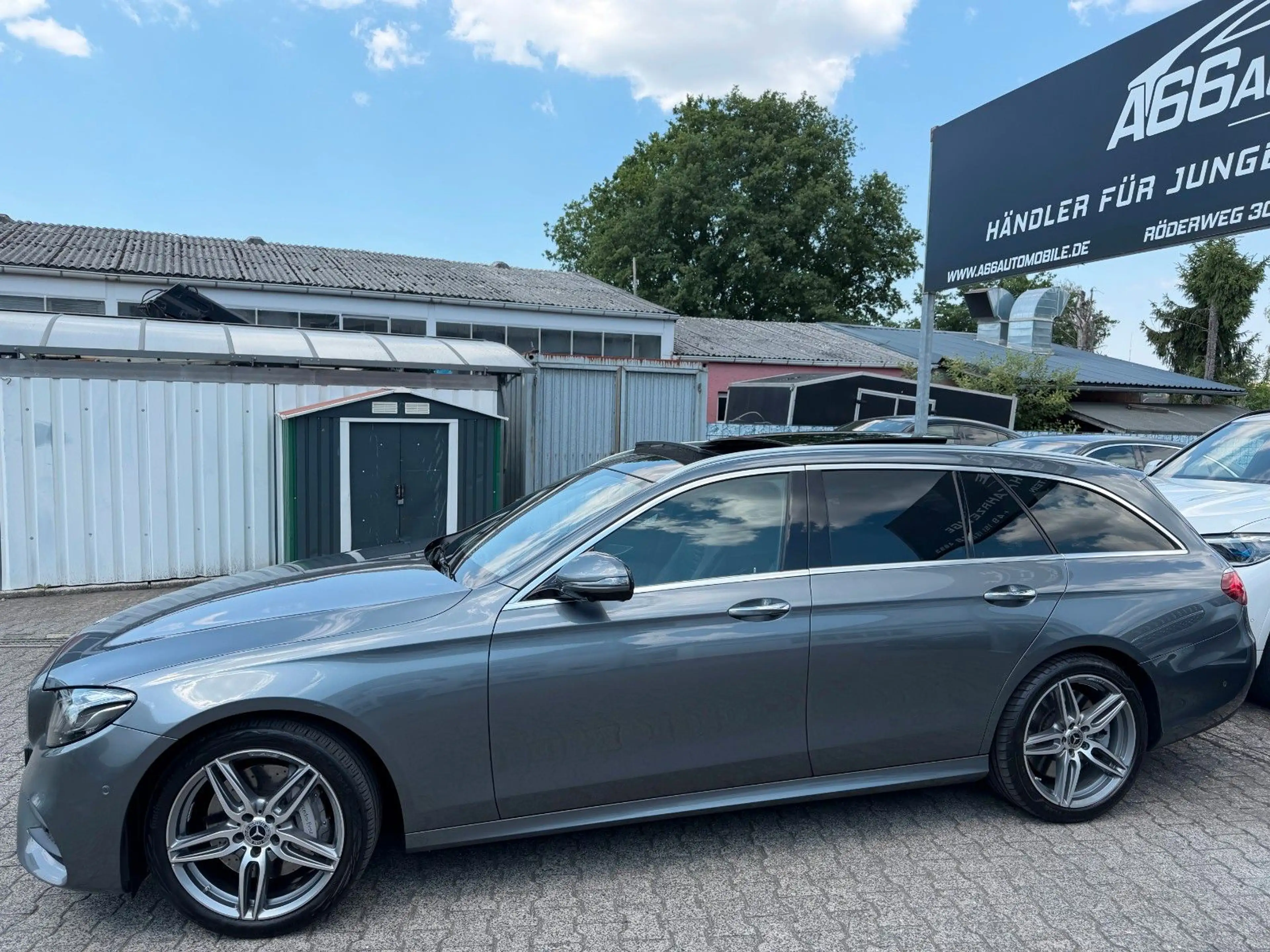 Mercedes-Benz E 400 4M 3x AMG PANO*Airmatic*DISTR+*360°*HUD — photo 14