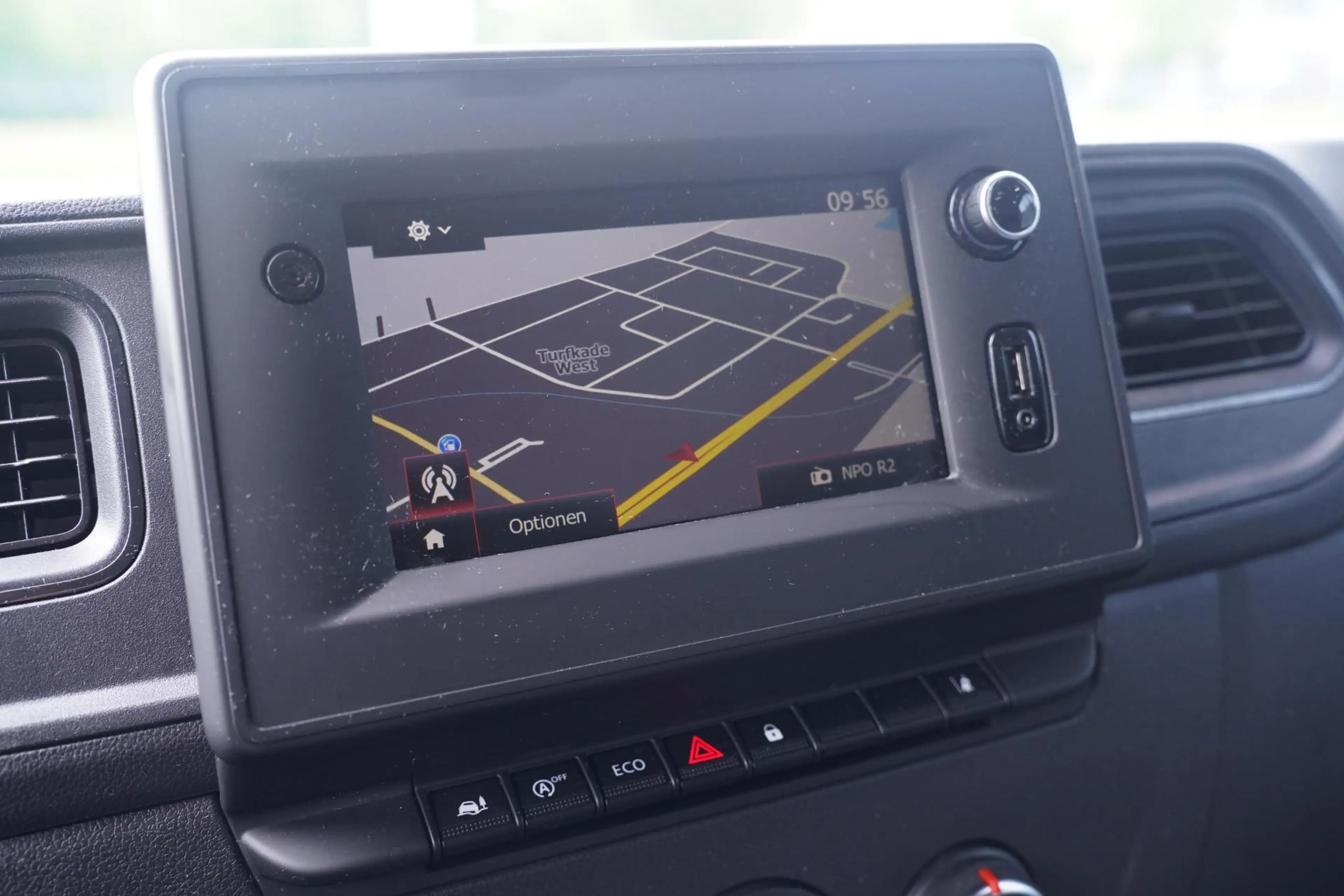 Nissan Interstar 2.3 dCi 165 pk Bakwagen+Laadklep Apple Carplay Nav — photo 9