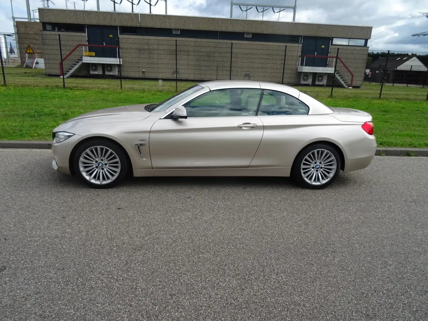BMW 420 4-serie Cabrio 420d High Executive Grijs - 2