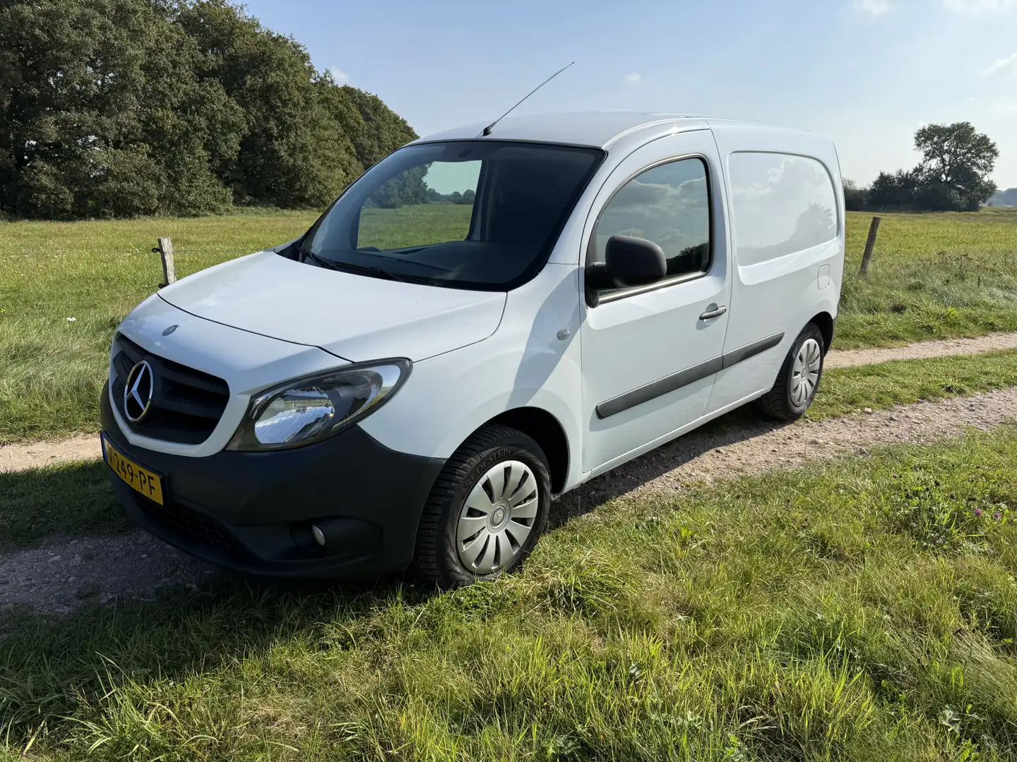 Mercedes-Benz Citan 109 CDI BlueEFFICIENCY. Airco,cruise .Zeer mooi !! Blanc - 1
