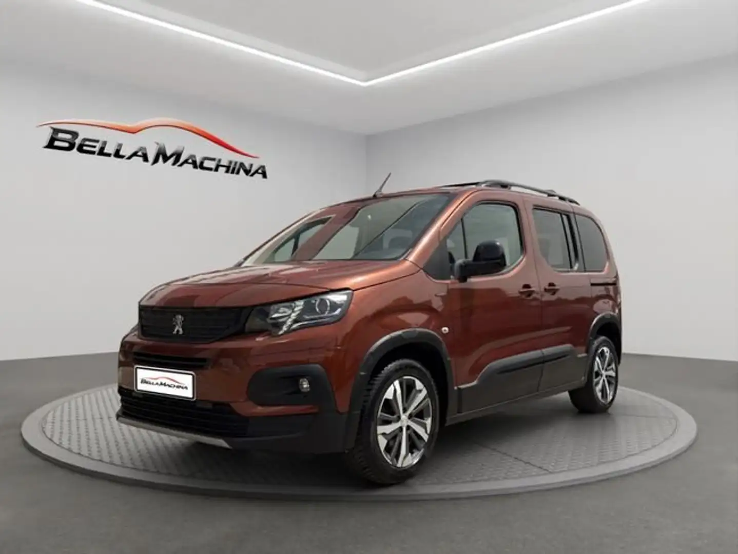 Peugeot Rifter 1.2 PureTech Standard GT Line 110 Marrón - 1