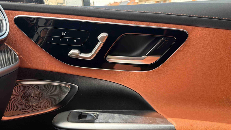 Mercedes-Benz C 400 e 4-Matic PHEV AMG Line (230 kW) — photo 12