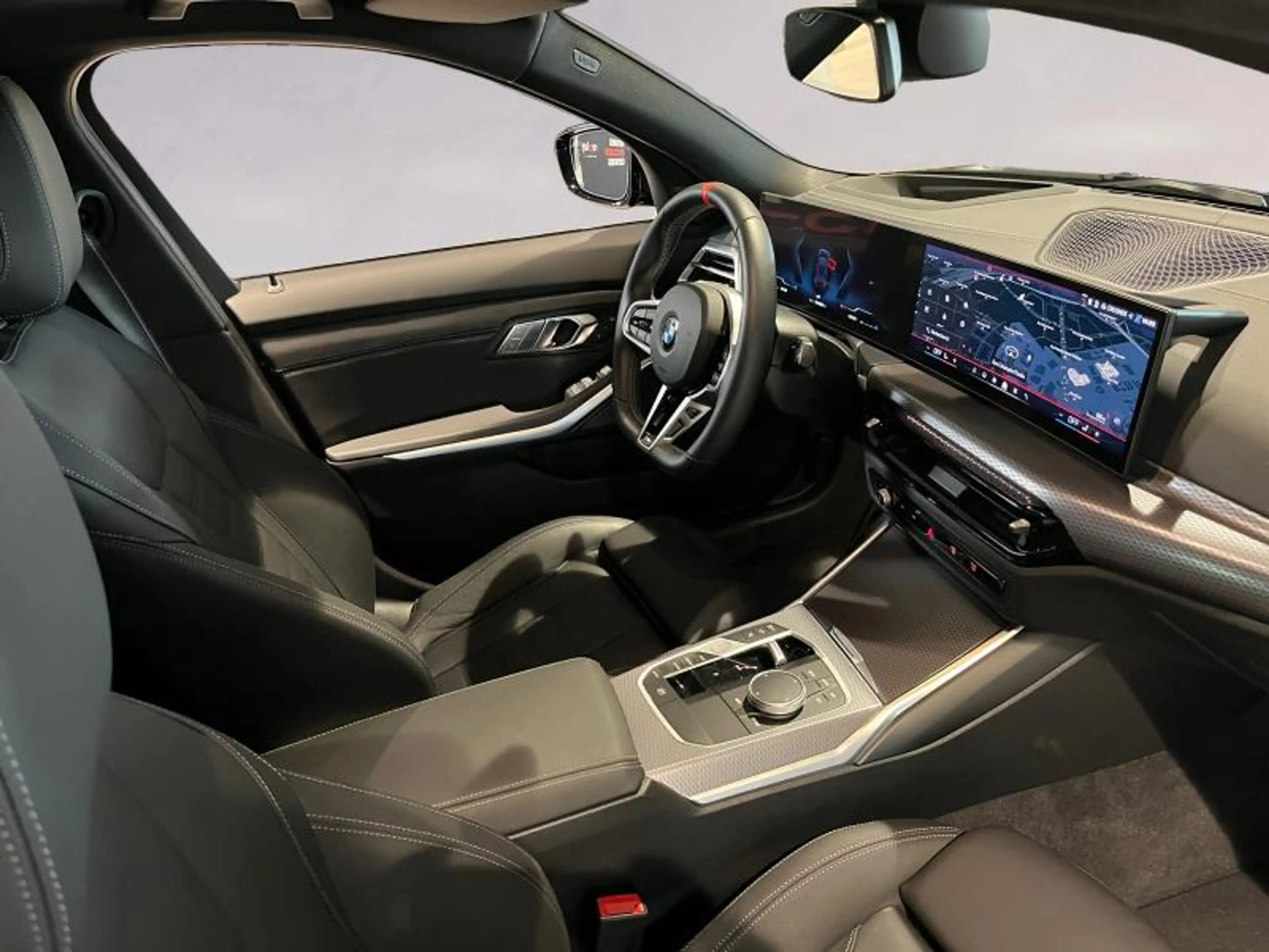 BMW 340 M340d xDrive Touring — photo 12