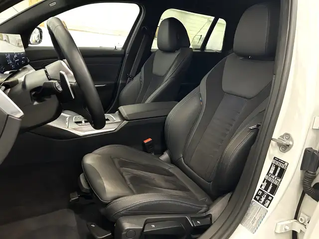 BMW 3 Series view 13