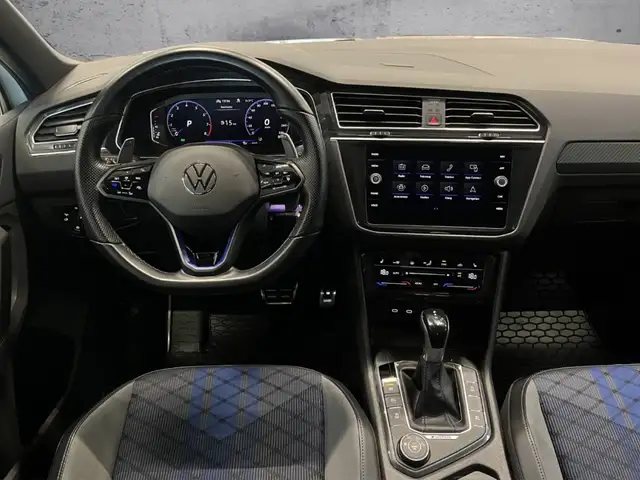 Volkswagen Tiguan view 12