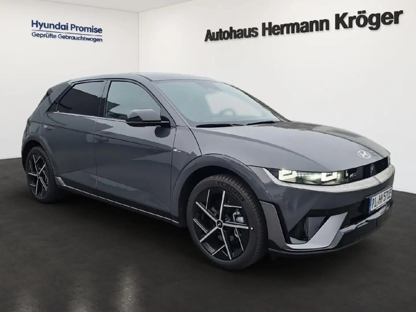 Hyundai IONIQ 5 N Line X Elektro 4WD Sitz-Paket/Matrix LED/800V Schwarz - 2