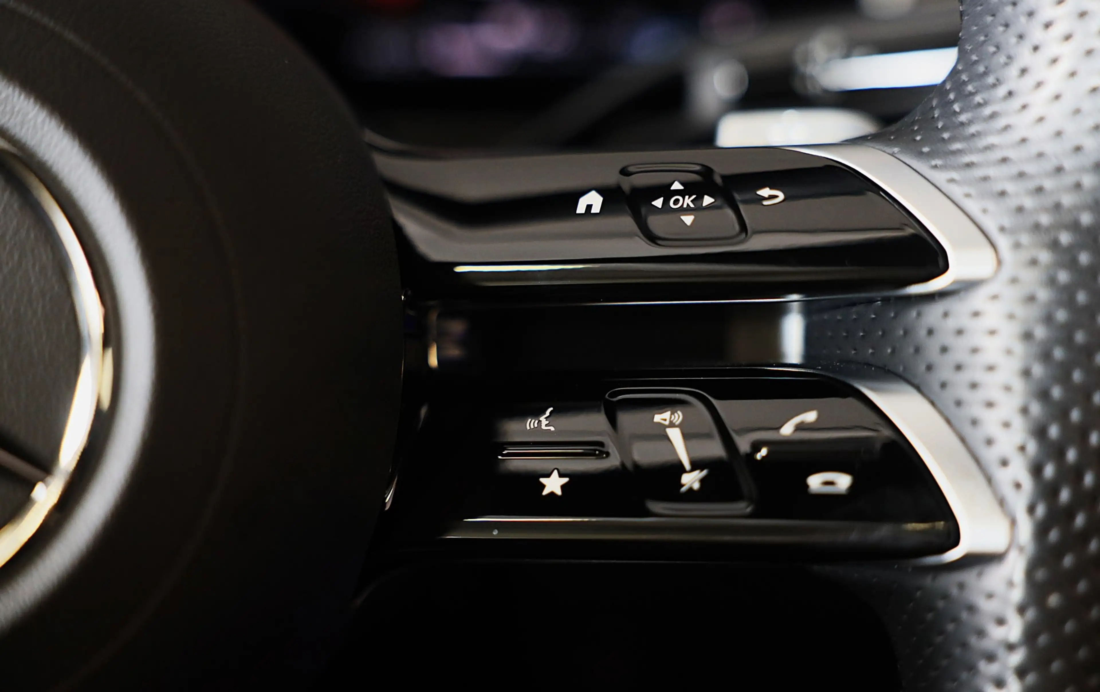 Mercedes-Benz CLE 300 Coupé e AMG 53 Look / Head Up / Burmester / 360 Ca — photo 20