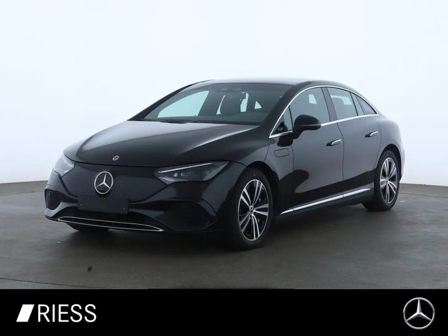 Mercedes-Benz EQE 300 Electric Art Distr Pano Hyper Burmes W Pumpe Zwart - 1