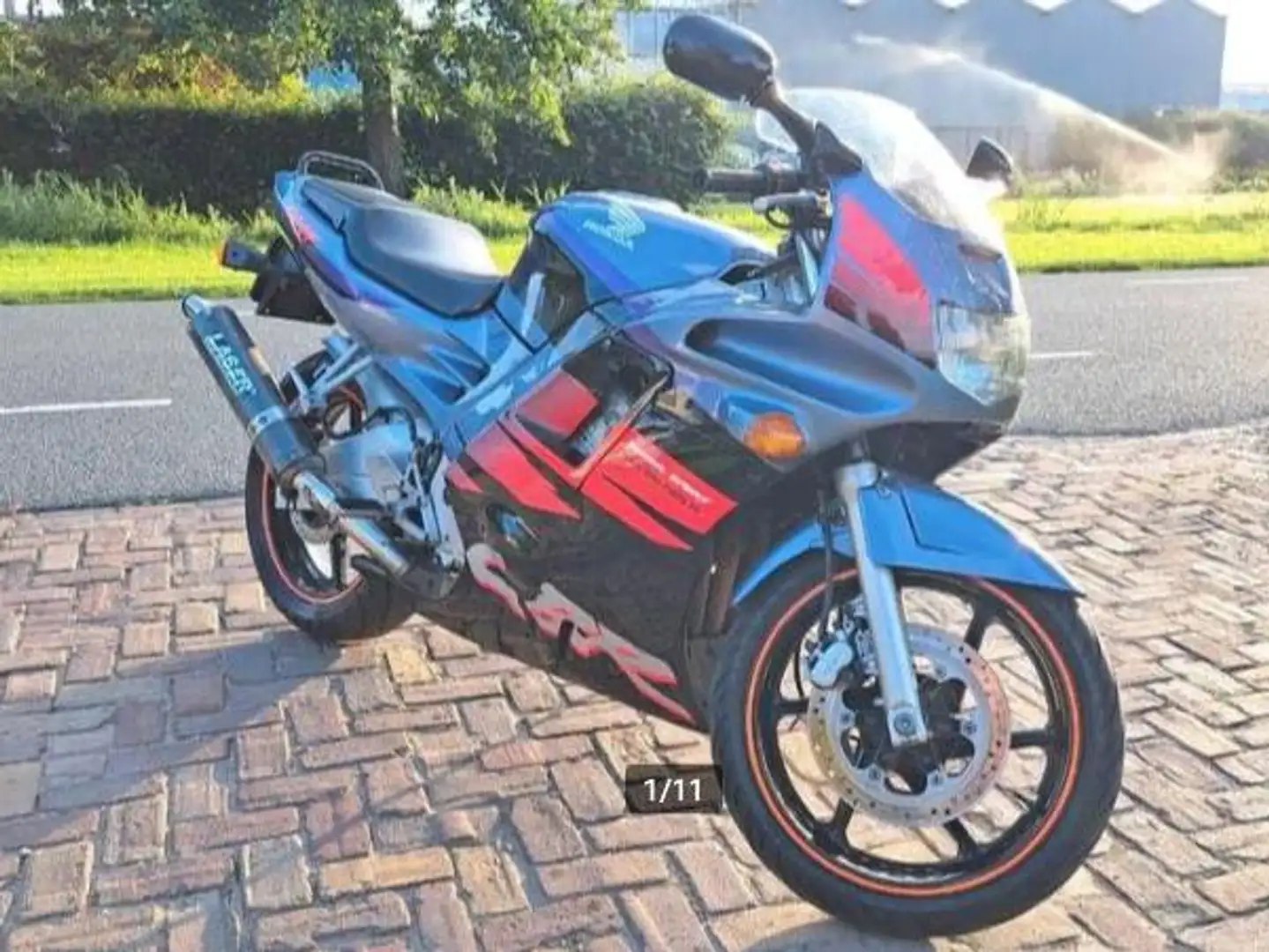 Honda CBR 600 F Paars - 1