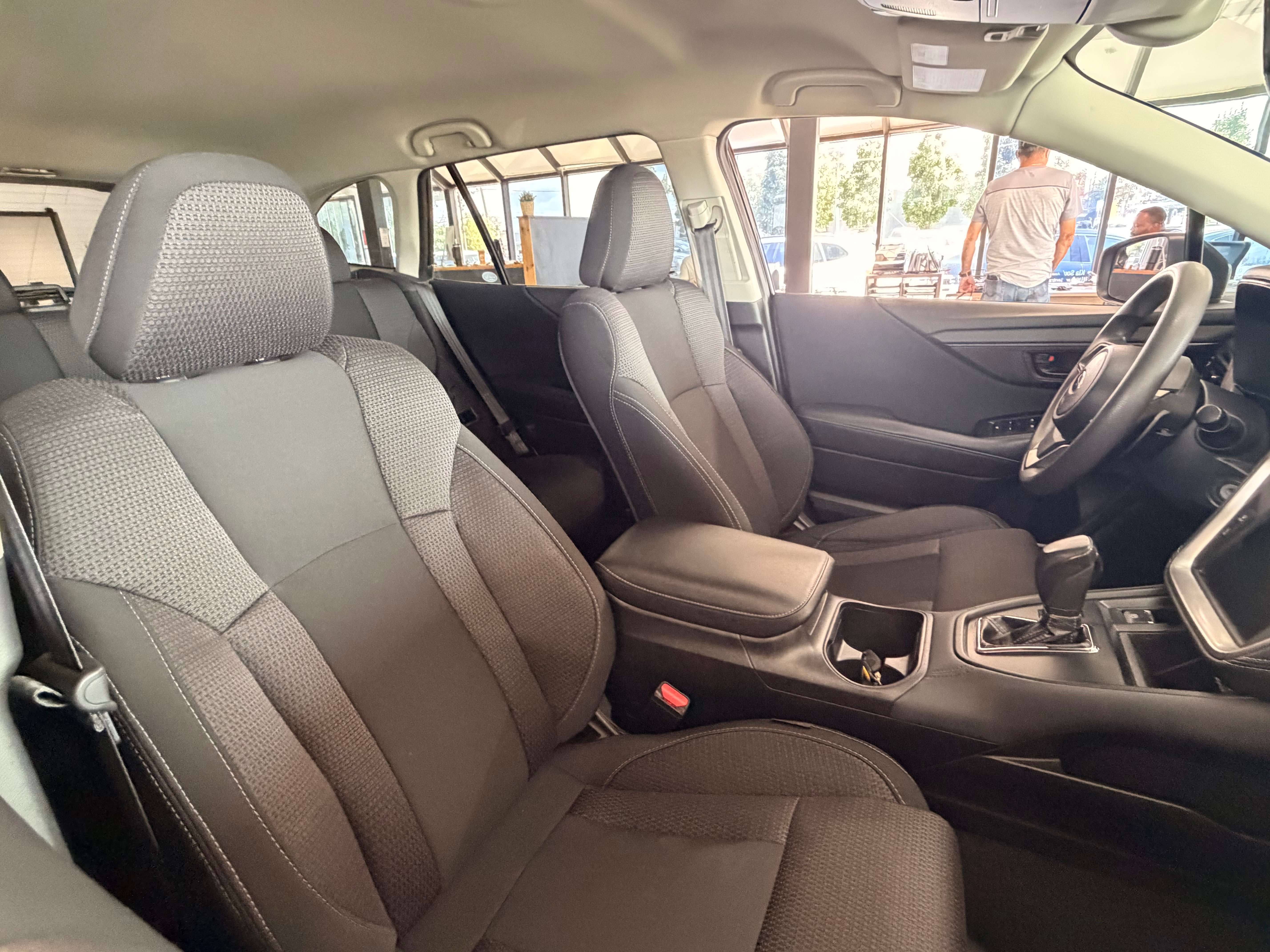 2020 Subaru Outback Convenience - Image 9