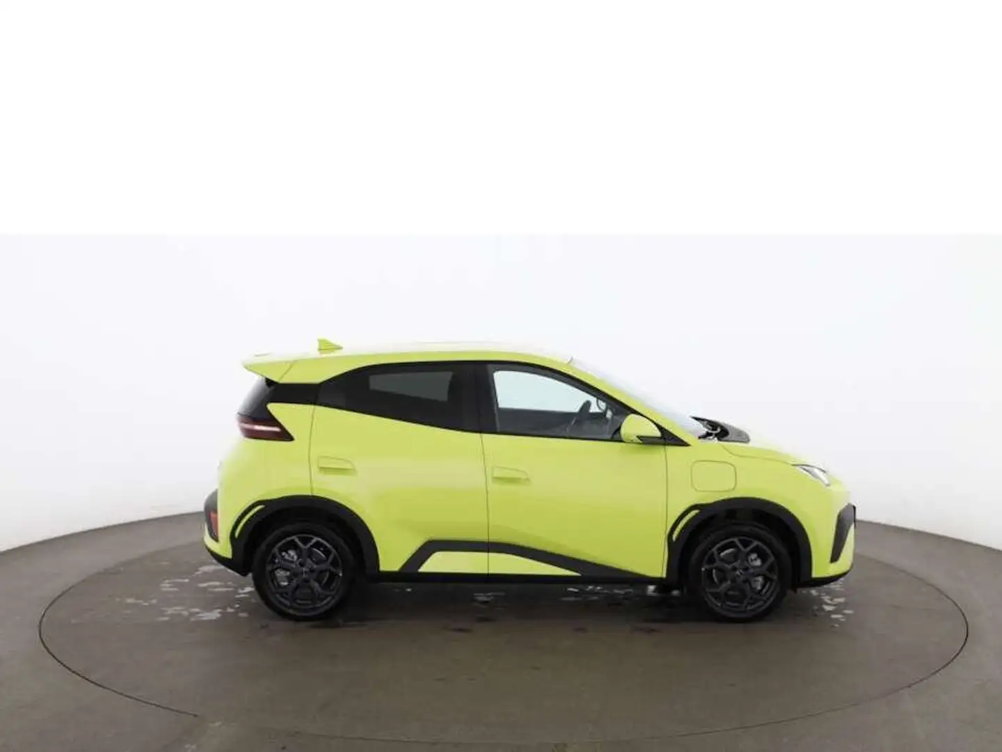 BYD Dolphin Surf Comfort 43kWh Aut LED 360-CAM RADAR Sárga - 2