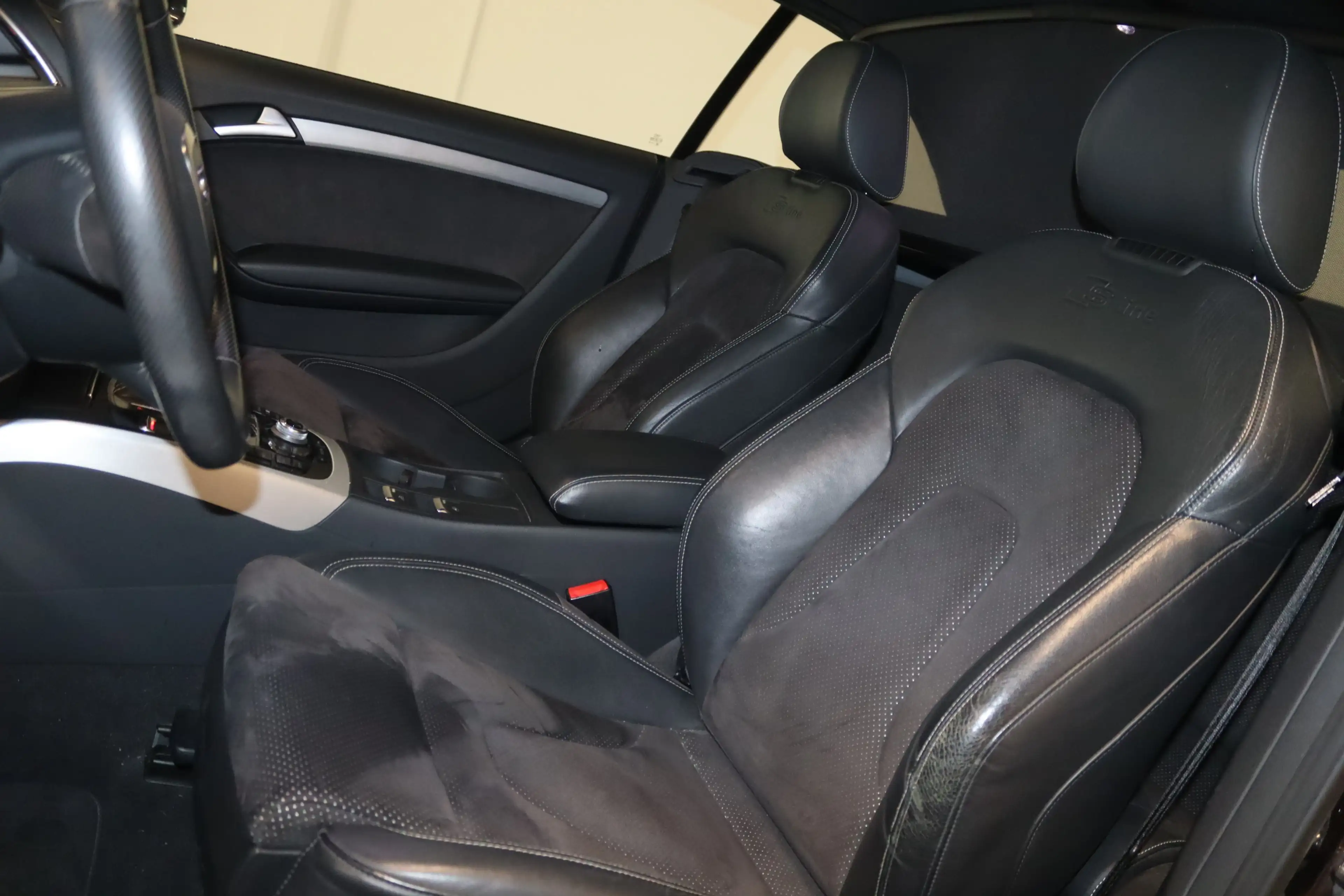 Audi A5 Cabrio 3.0 TDI S line qu.-XENON-NAV-SHZ-ROTOR — photo 4