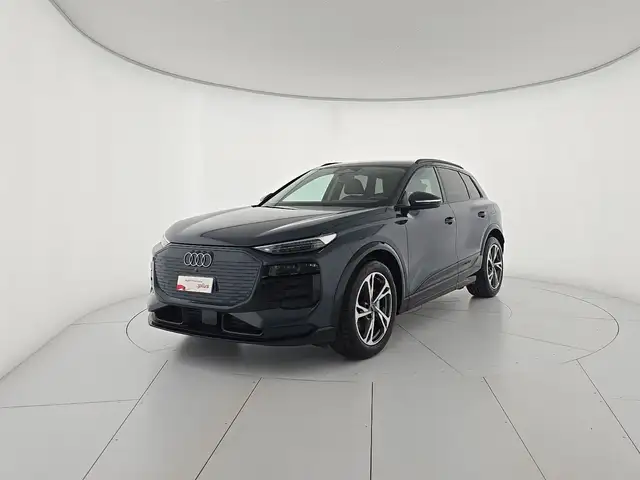 Audi Q6 e-tron quattro Business Advanced