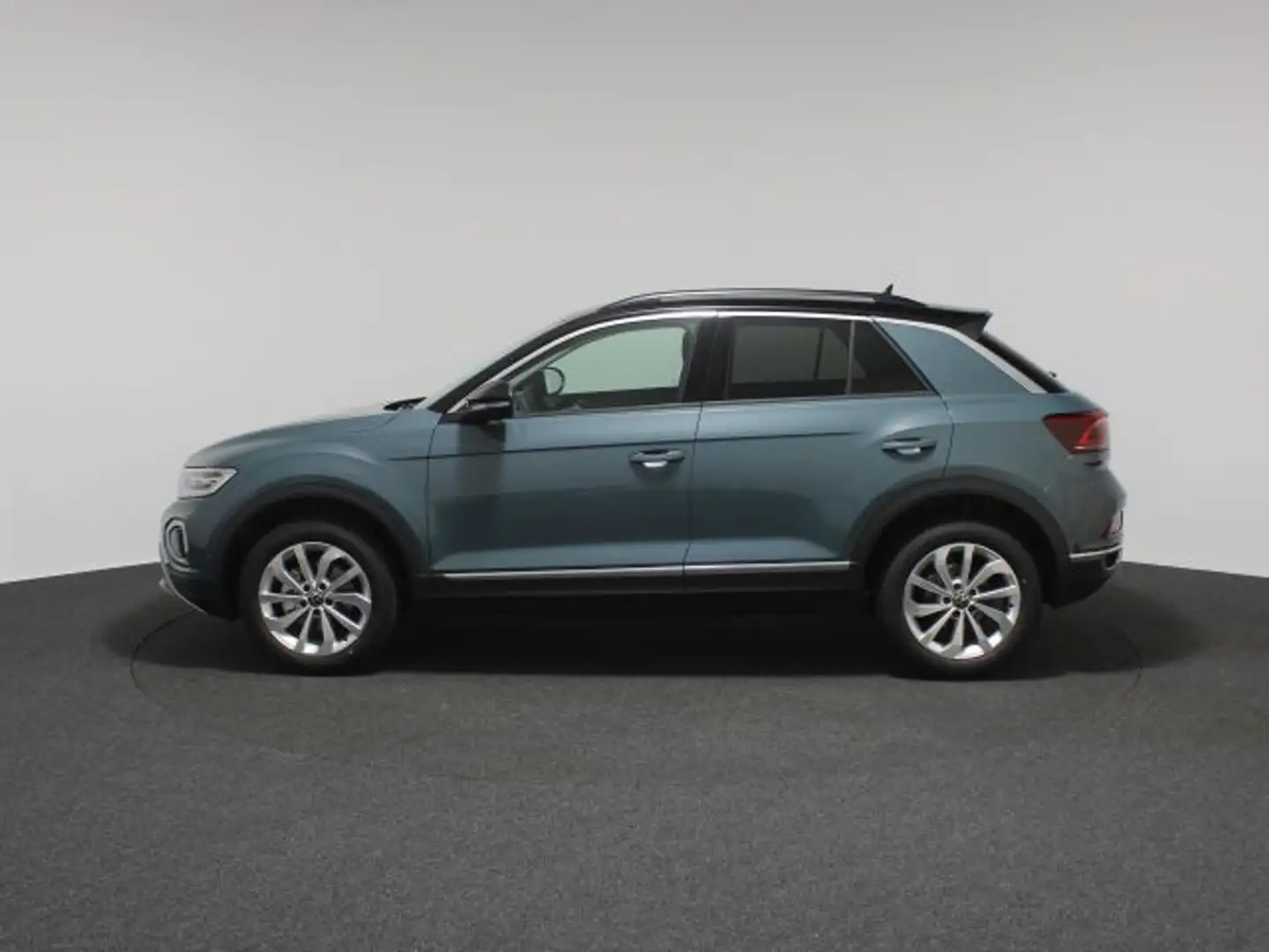 Volkswagen T-Roc Style 1.5TSI IQ.LIGHT Navi AHK SHZ RFK PDC Schwarz - 2