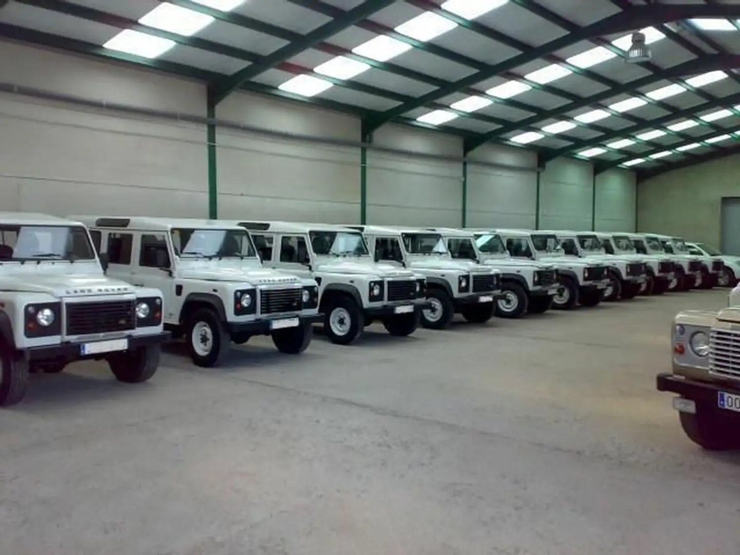 Land Rover Defender 110 SW E Blanco - 1