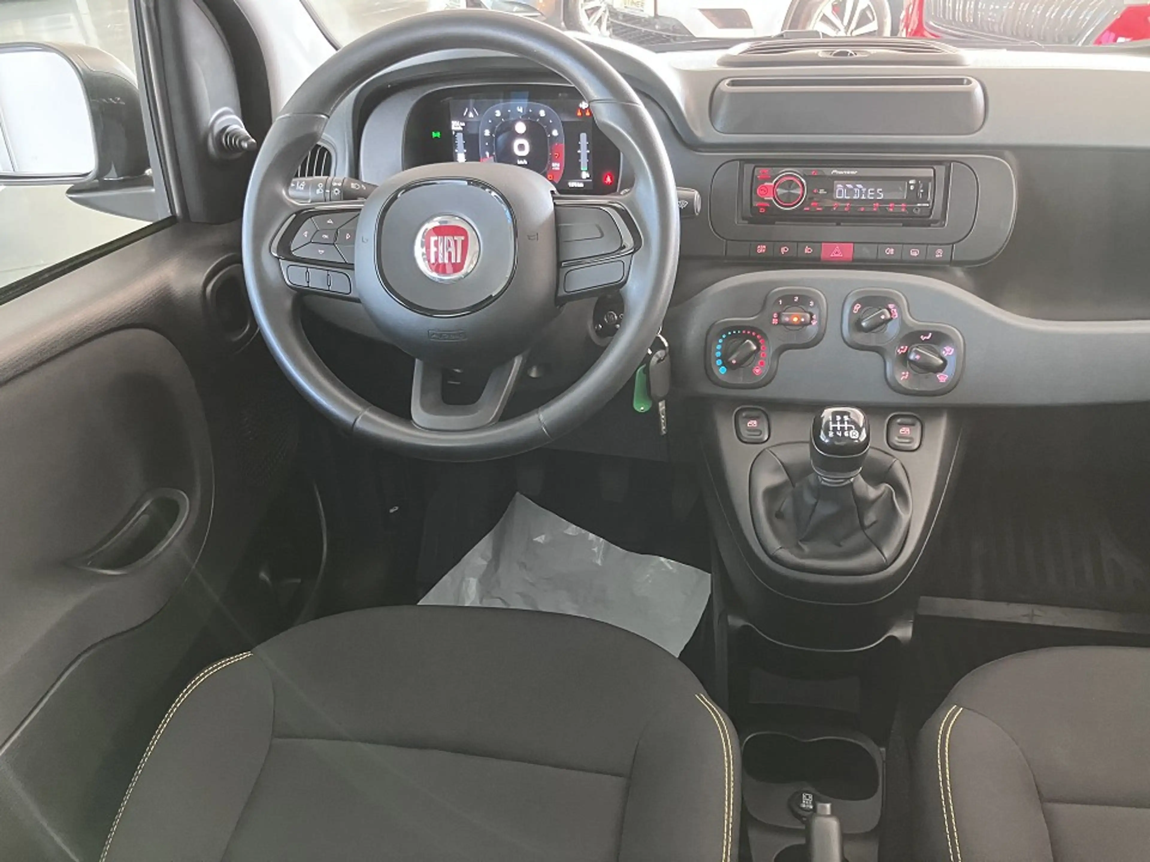Fiat Panda 1.0 Mild Hybrid Base - PDC/ Klima / Radio — photo 8