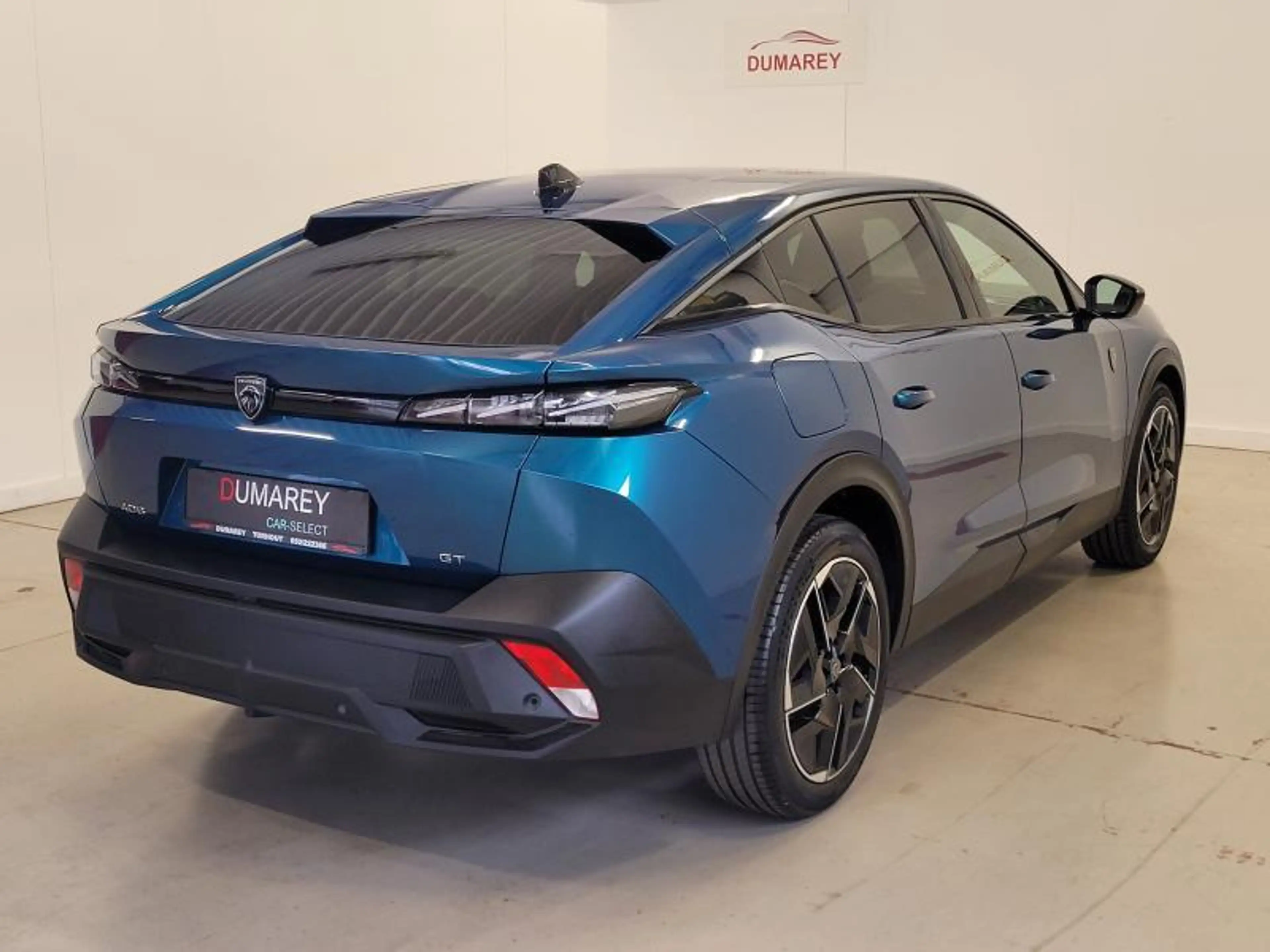 Peugeot 408 GT Hybrid 145 e-DCS6 — photo 6