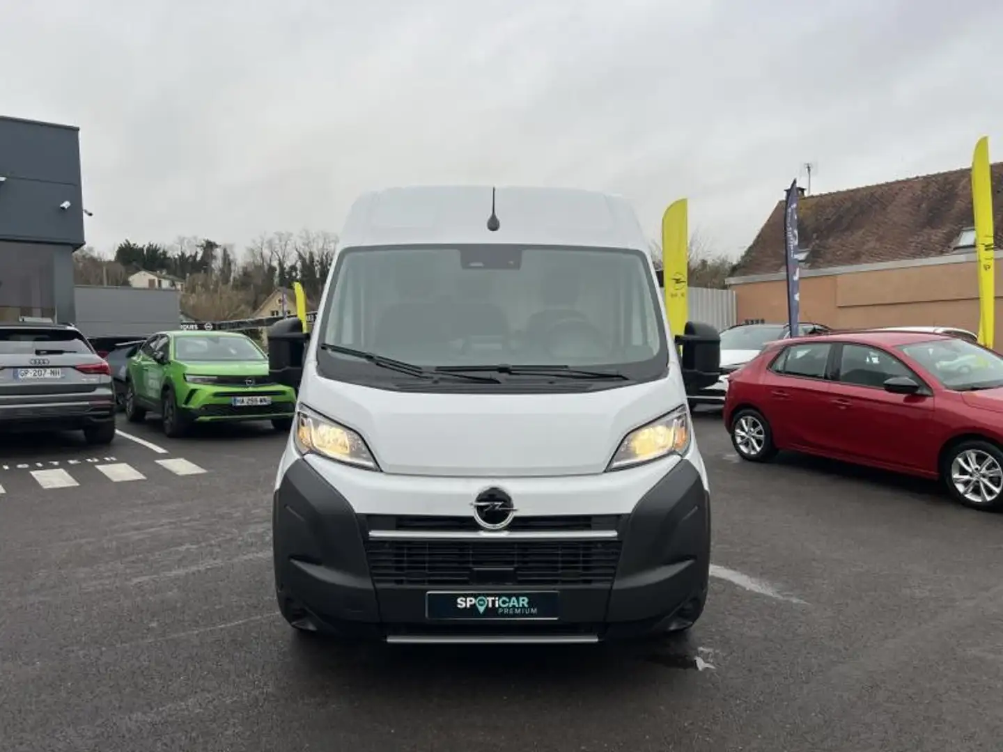 Opel Movano L2H2 3.5 140ch S\u0026S BVA8 Blanc - 2