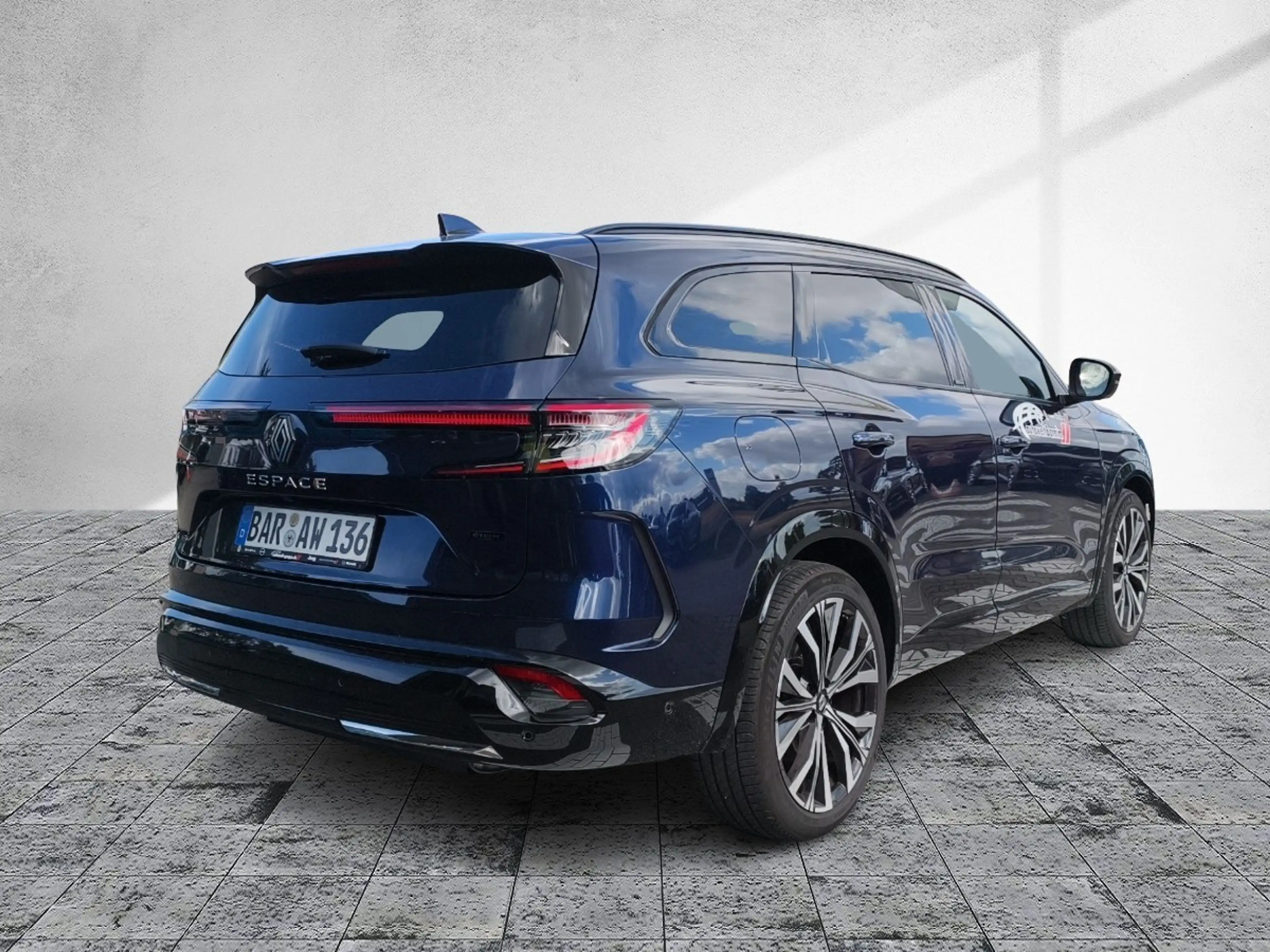 Renault Espace 6 Iconic E-Tech Full Hybrid 200 — photo 4