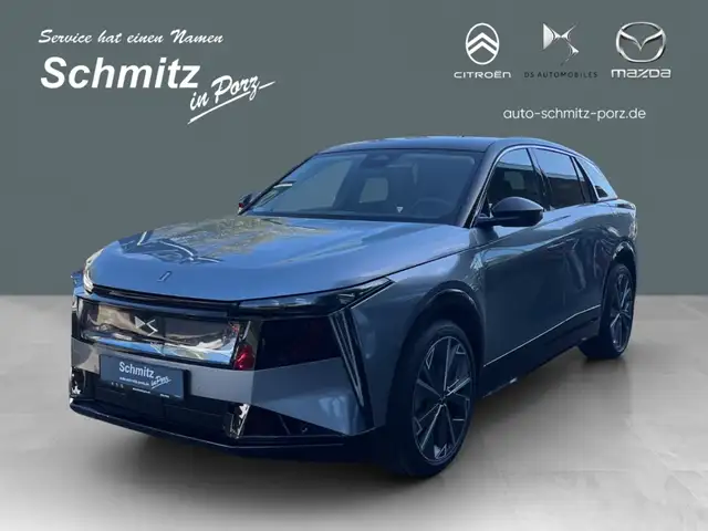 DS Automobiles N°7