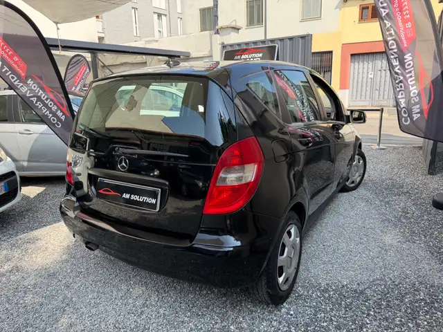 Mercedes-Benz A-Class view 3