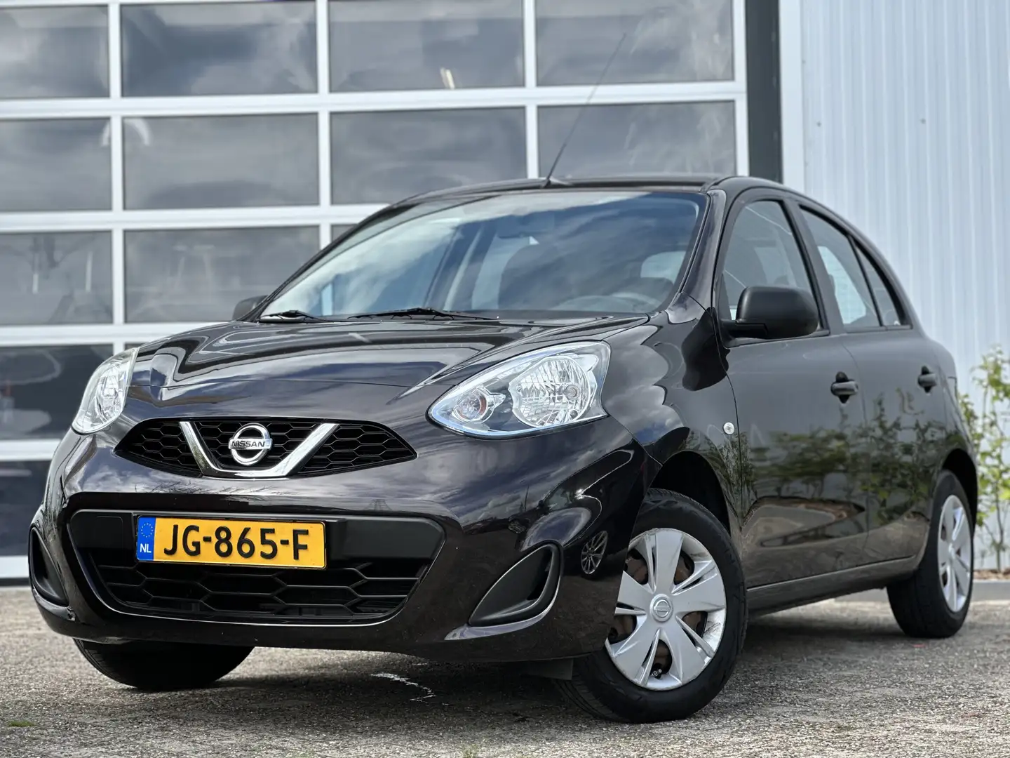 Nissan Micra 1.2 Visia Pack 81pk | Dealer onderhouden | Airco | Paars - 1