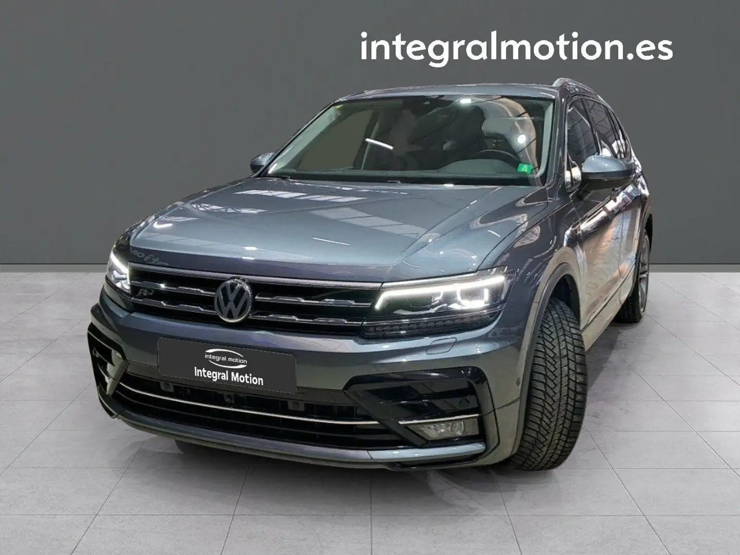 Volkswagen Tiguan 2.0TDI Sport DSG Gris - 1