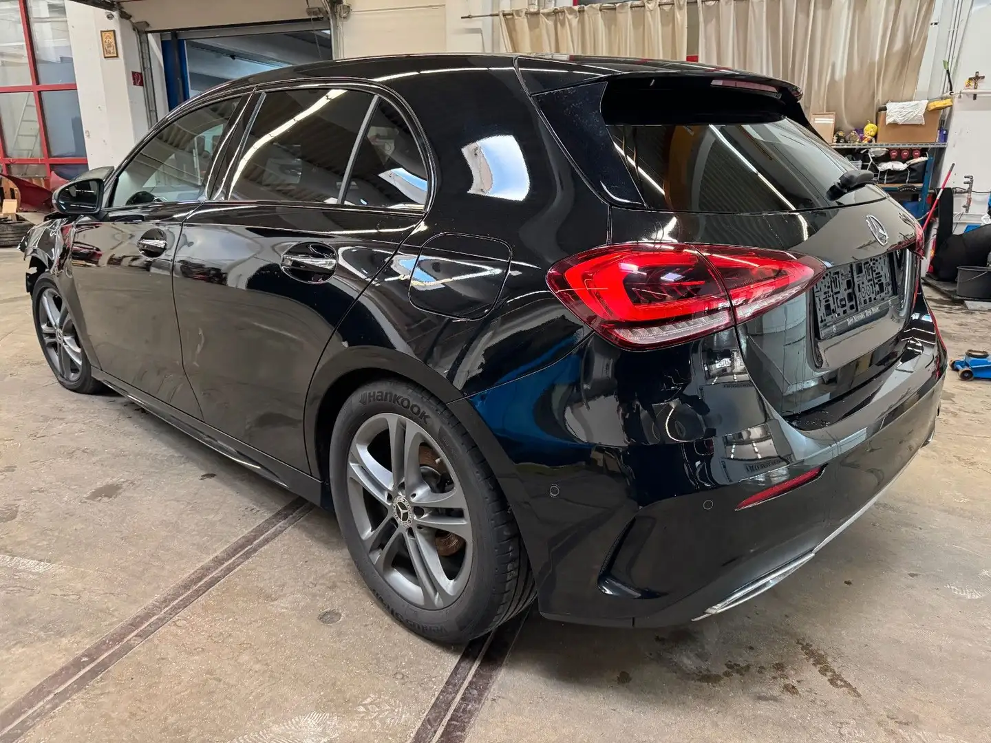 Mercedes-Benz A 200 d AMG- Line Schwarz - 2