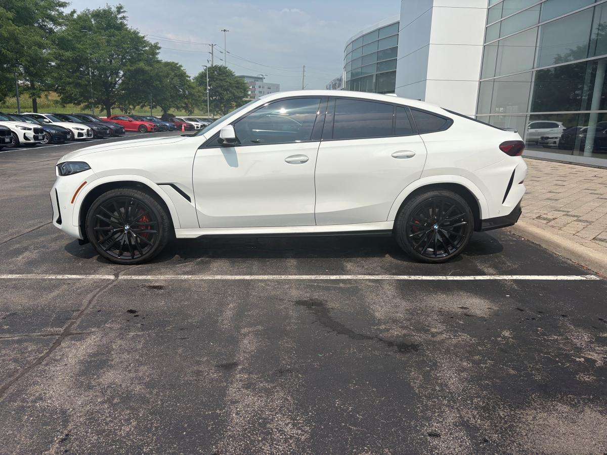 2025 BMW X6 ACTIVE CRUISE / M SPORT / M SPORT PRO