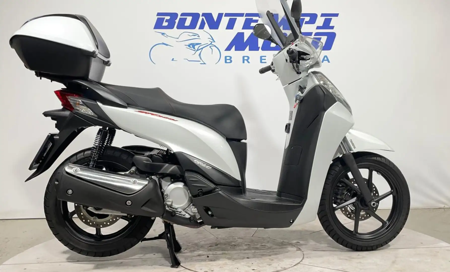 Honda SH 300 i 2012 + BAULETTO HONDA -- SOLO 1800 KM !!! Bianco - 1