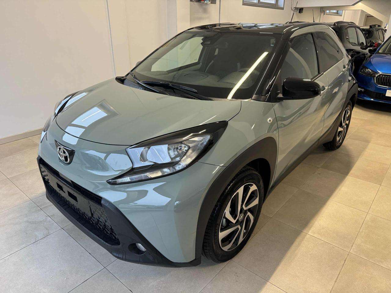 Toyota Aygo X 1.0 VVT-i 72 CV 5 porte Trend Km0