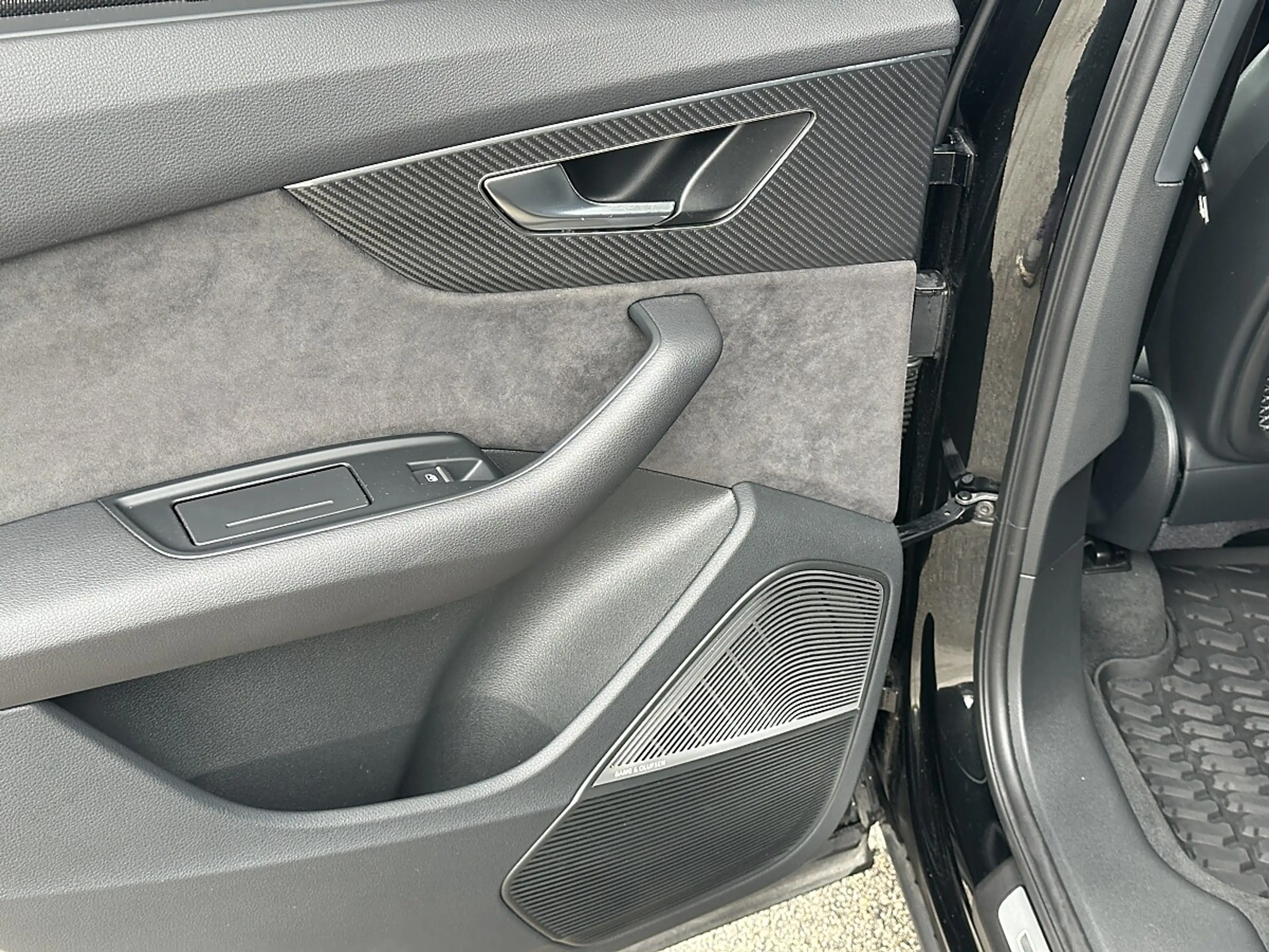 Audi Q7 60 TFSI e PHEV quattro S-LINE, Panorama, 360° K... — photo 11