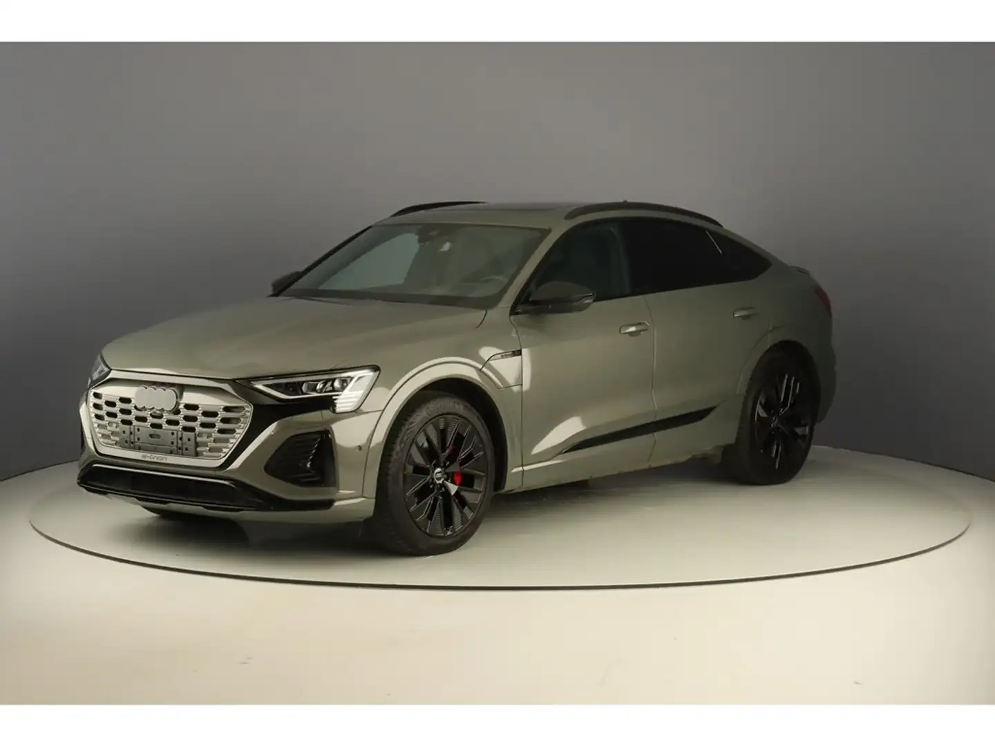 Audi Q8 e-tron SB 55 E-Tron 408PK Quattro S-Line Pack Platinum Grijs - 1