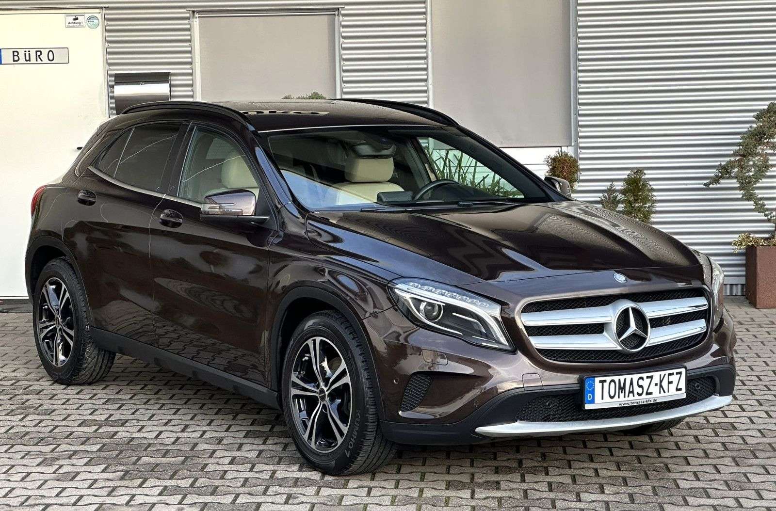 Second hand Mercedes Benz Gla-Class 200