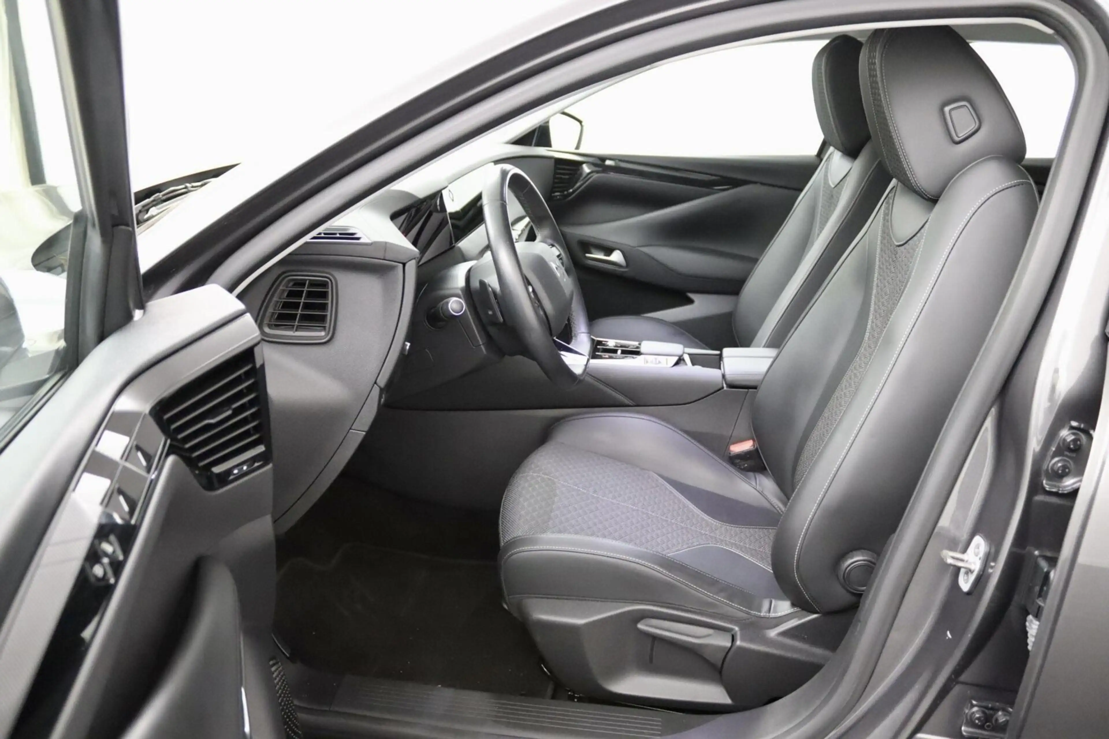 DS Automobiles DS 4 1.2 PureTech Trocadero antraciet AUTOMAAT — photo 12