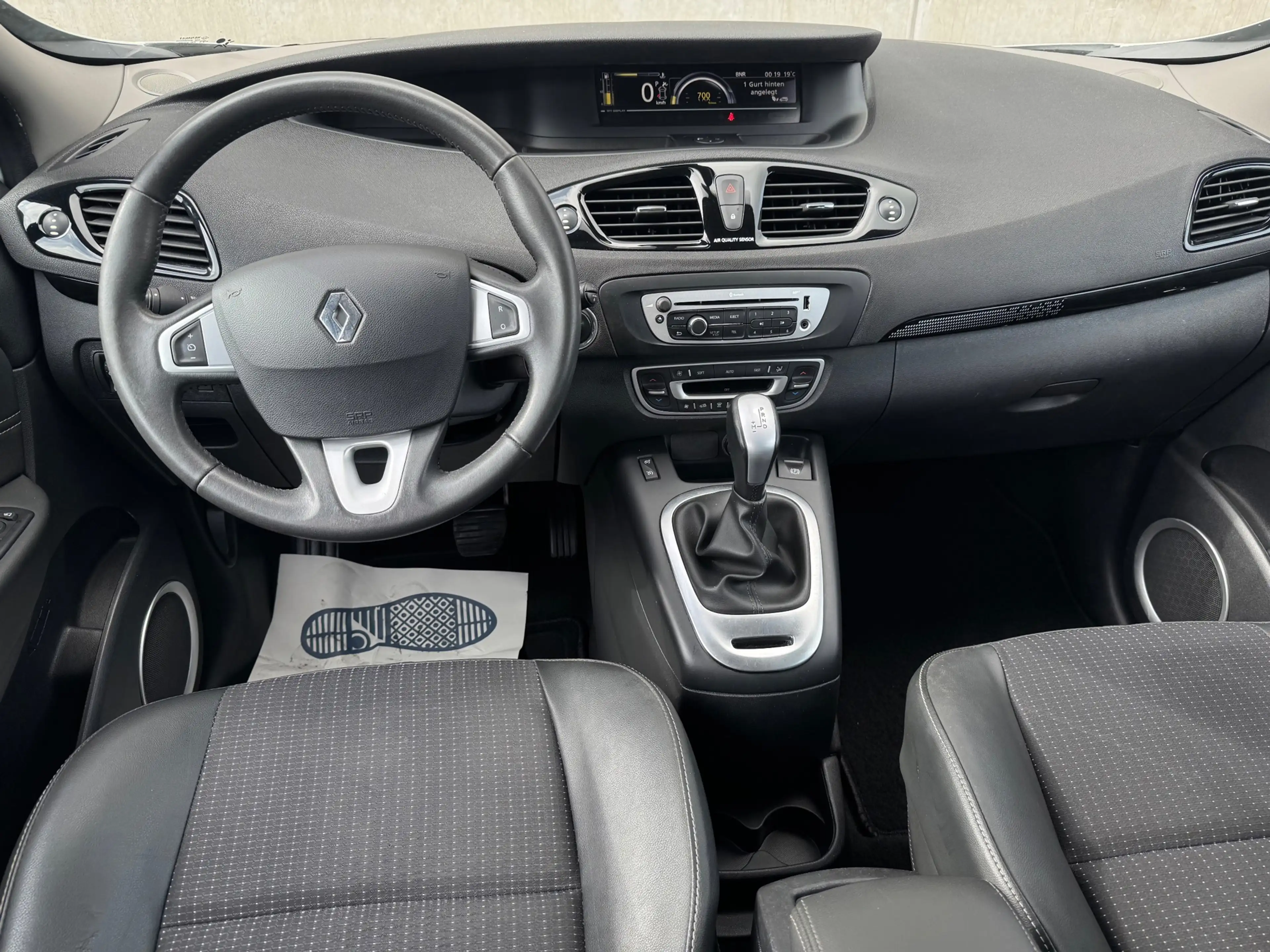 Renault Grand Scenic 2.0 140pk AUT 2012 Wit CLIMA|TREKHAAK — photo 7