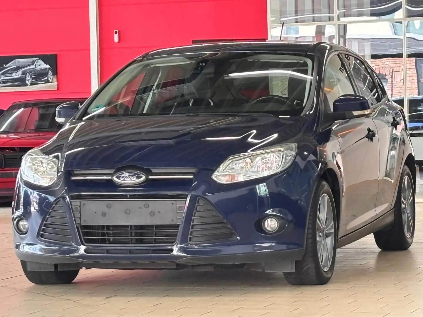 Ford Focus FOCUS 1.0 SYNC EDiTiON *NAVi*KLiMA*SiTZHZG*16 Blau - 1