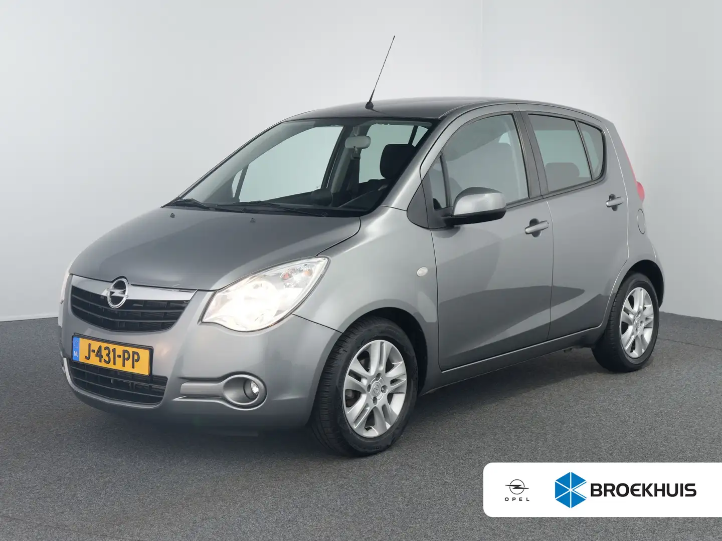Opel Agila | Airco (handmatig) | Audio installatie standaard Šedá - 1