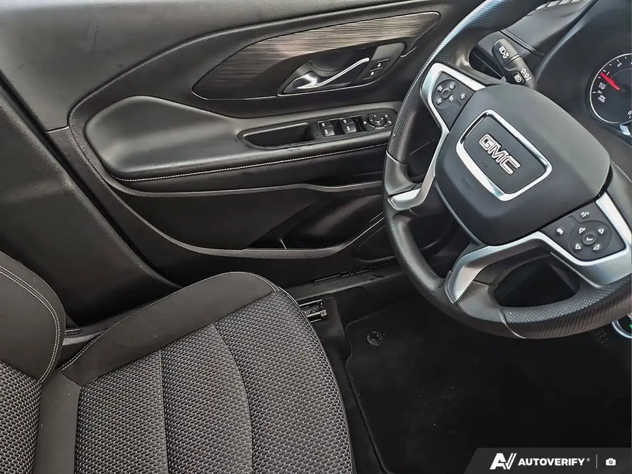 GMC Terrain снимка GMC Terrain