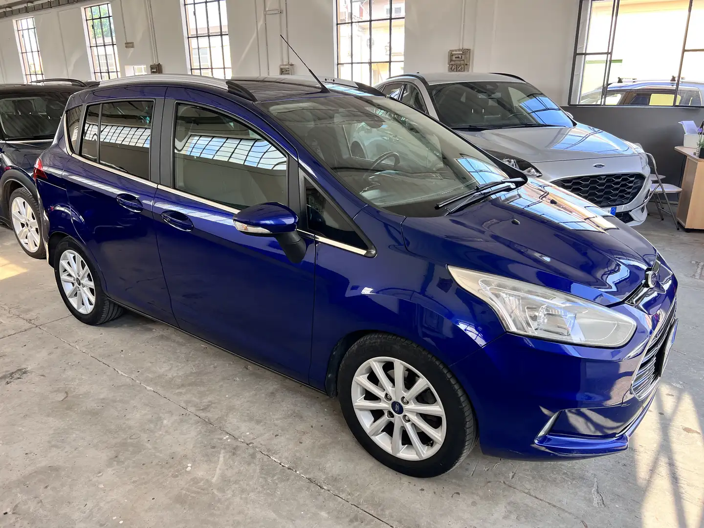 Ford B-Max 1.4 Titanium Gpl 86cv UNICO PROPRIETARIO Blau - 1